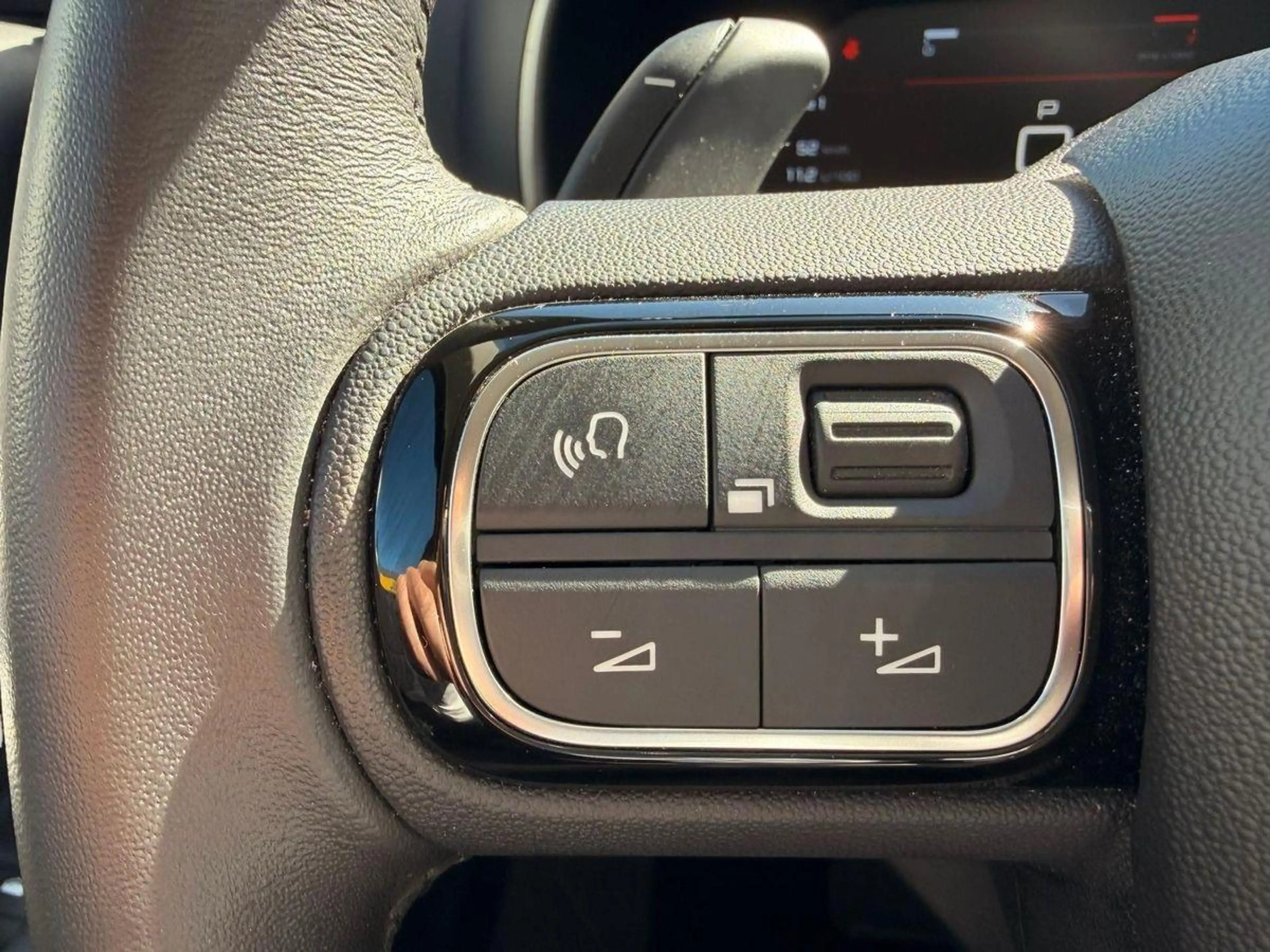 Citroen C5 Aircross Max 1.5 Blue-HDI *LEDER*NAVI*KAMERA* — photo 15
