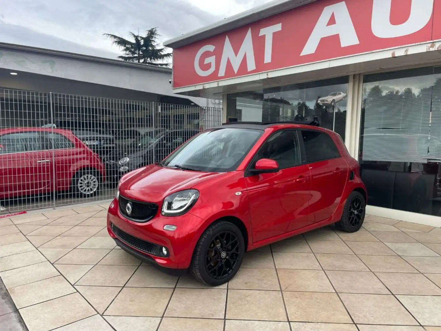 smart forFour 0.9 90CV CABRIO PASSION SPORT PACK NAVI LED CAMERA Rojo - 1