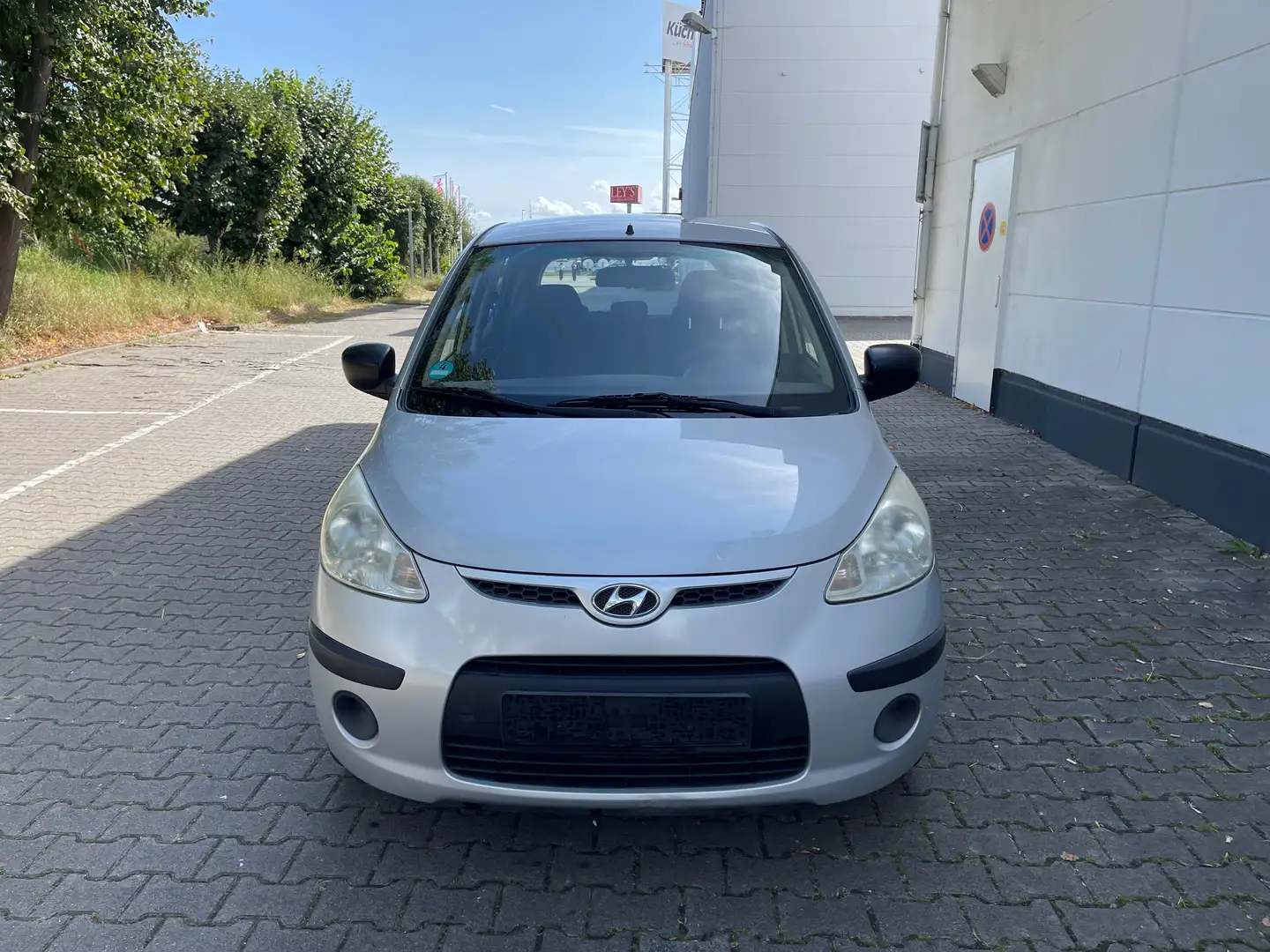 Hyundai i10 i10 1.1 Classic Grau - 2