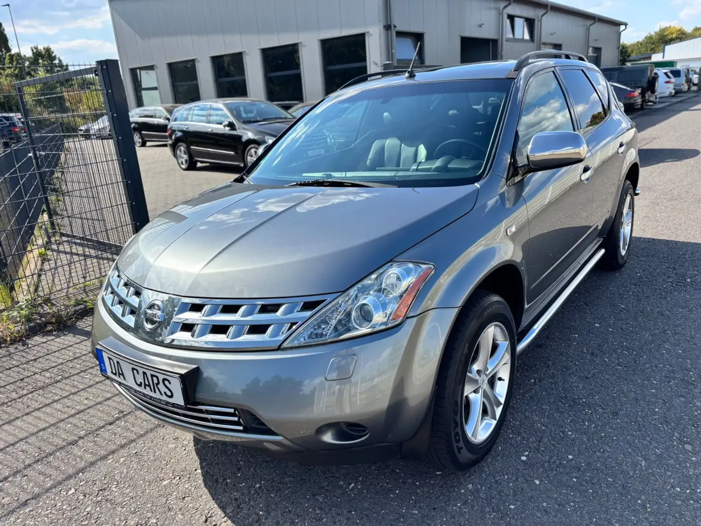 Nissan Murano 3.5 Aut/Navi-DVD/SD/Leder/AHK Gris - 2