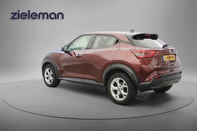 Nissan Juke view 3