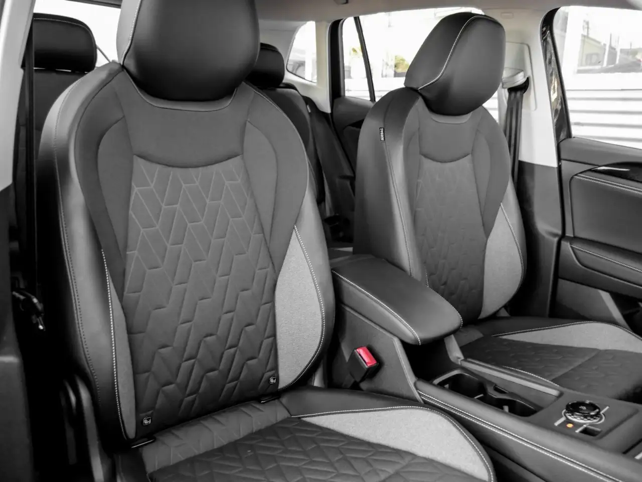 Volkswagen Tiguan 1.5 eTSI GOAL ACC AHK LED KAMERA NAVI 7