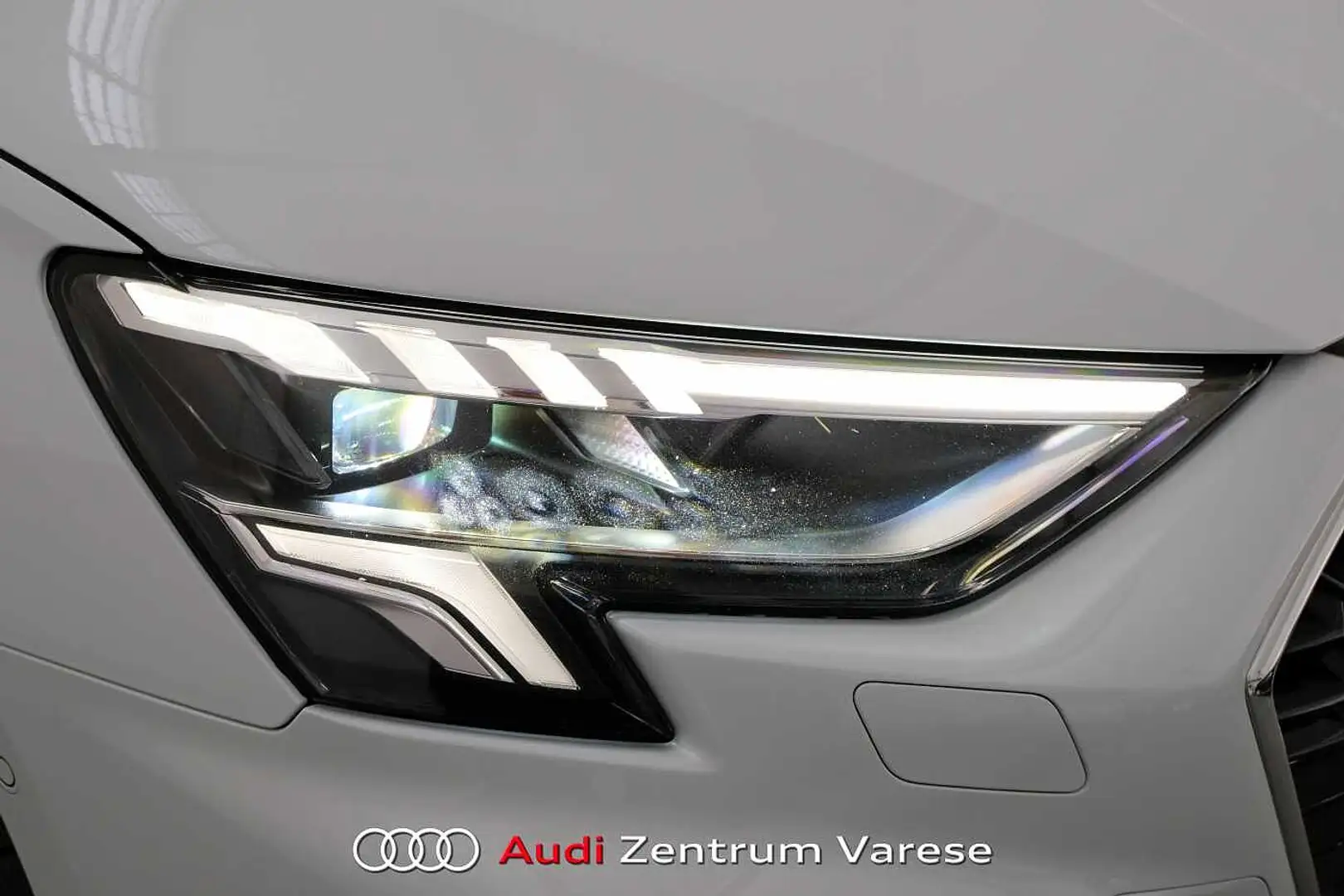 Audi A3 Sportback 35 TDI 150CV Stronic Sline Edition Bianco - 2