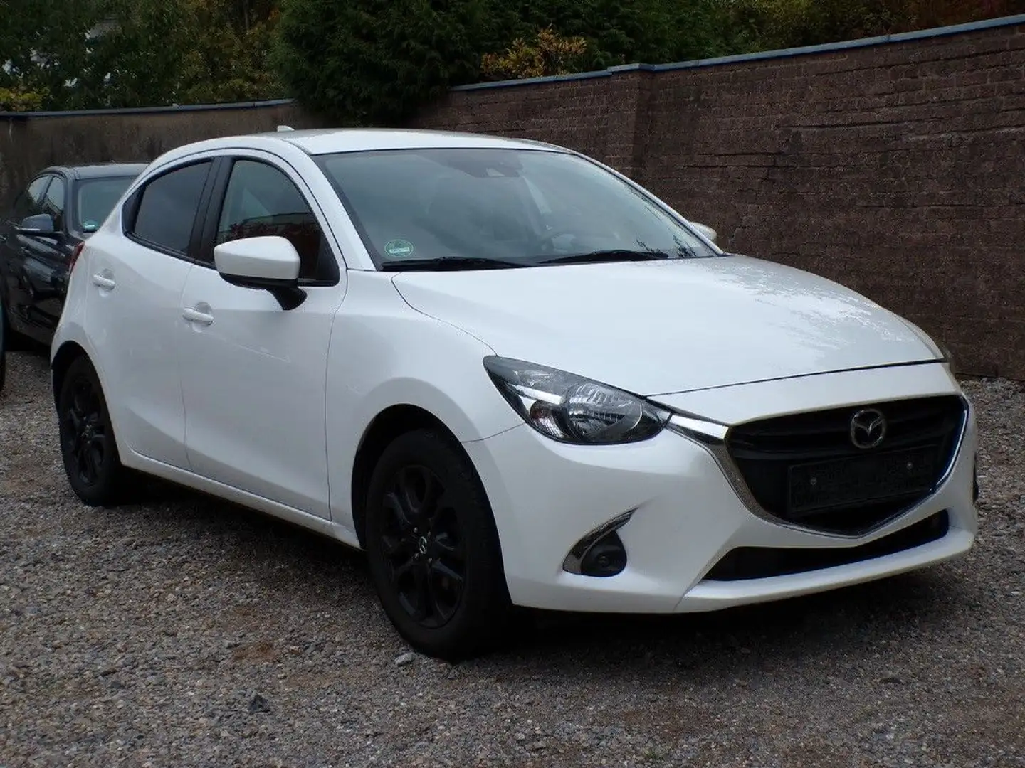 Mazda 2 Lim. Kizoku/Navi/Kamera/PDC/Temp./SHZ/Multi. Blanc - 1