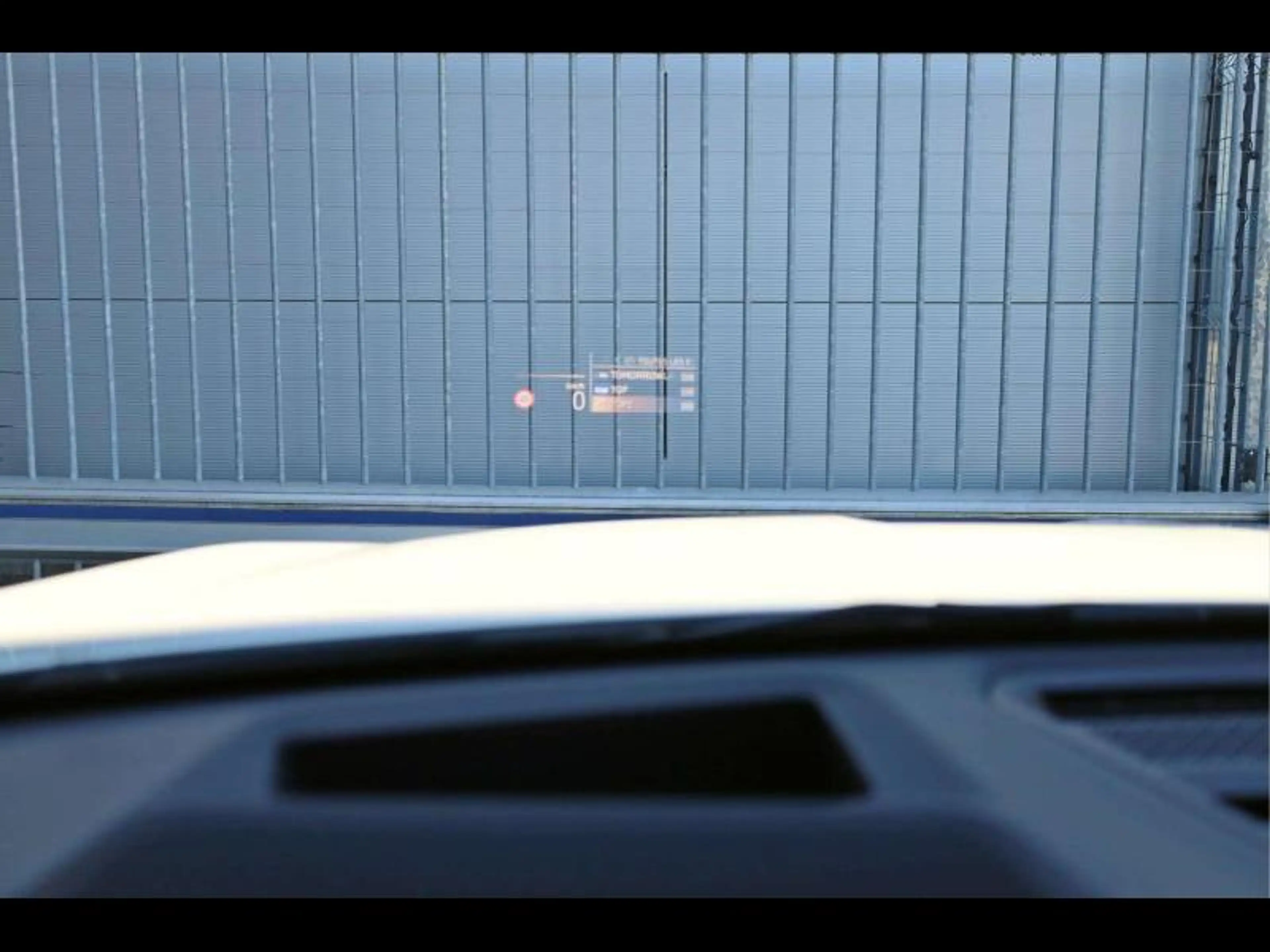 BMW iX2 eDrive20 Kit M Sport — photo 15