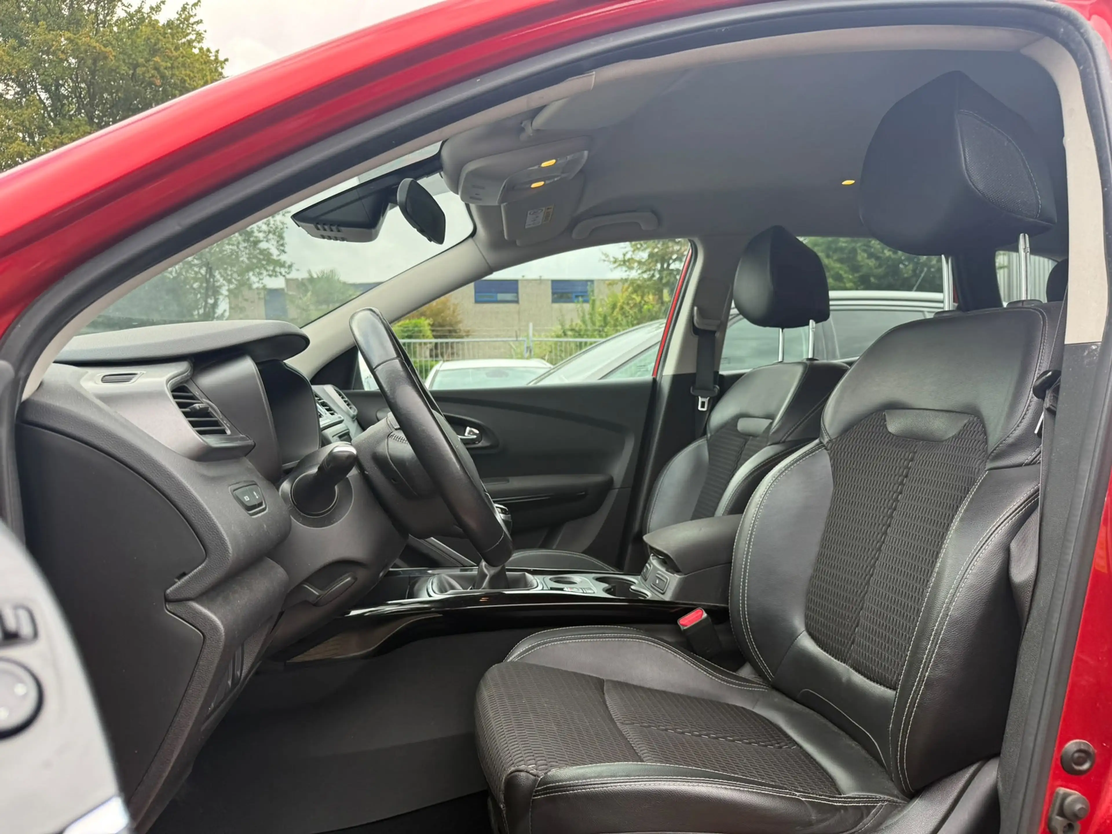 Renault Kadjar 1.2 TCe Limited — photo 10