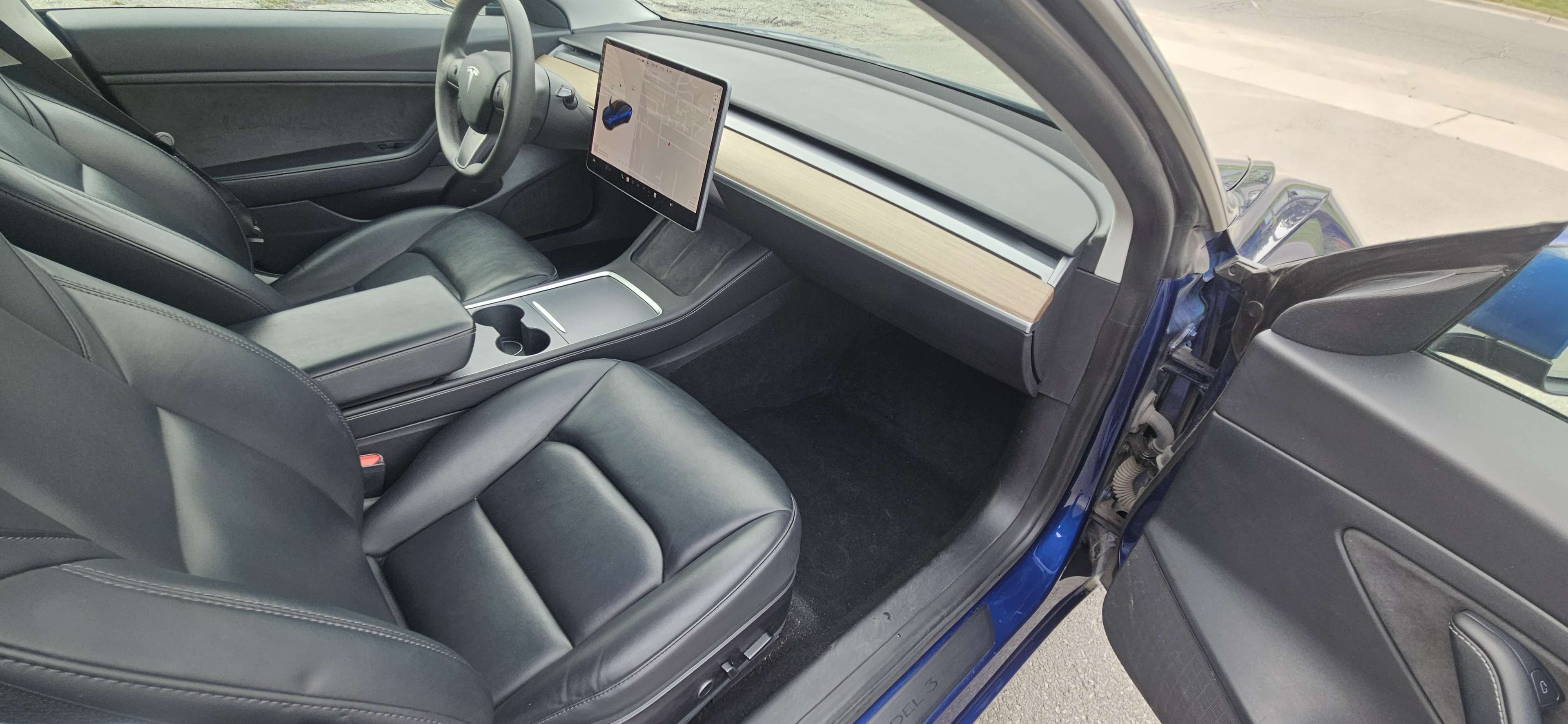 2021 Tesla Model 3 Standard Range Plus RWD thumb 10