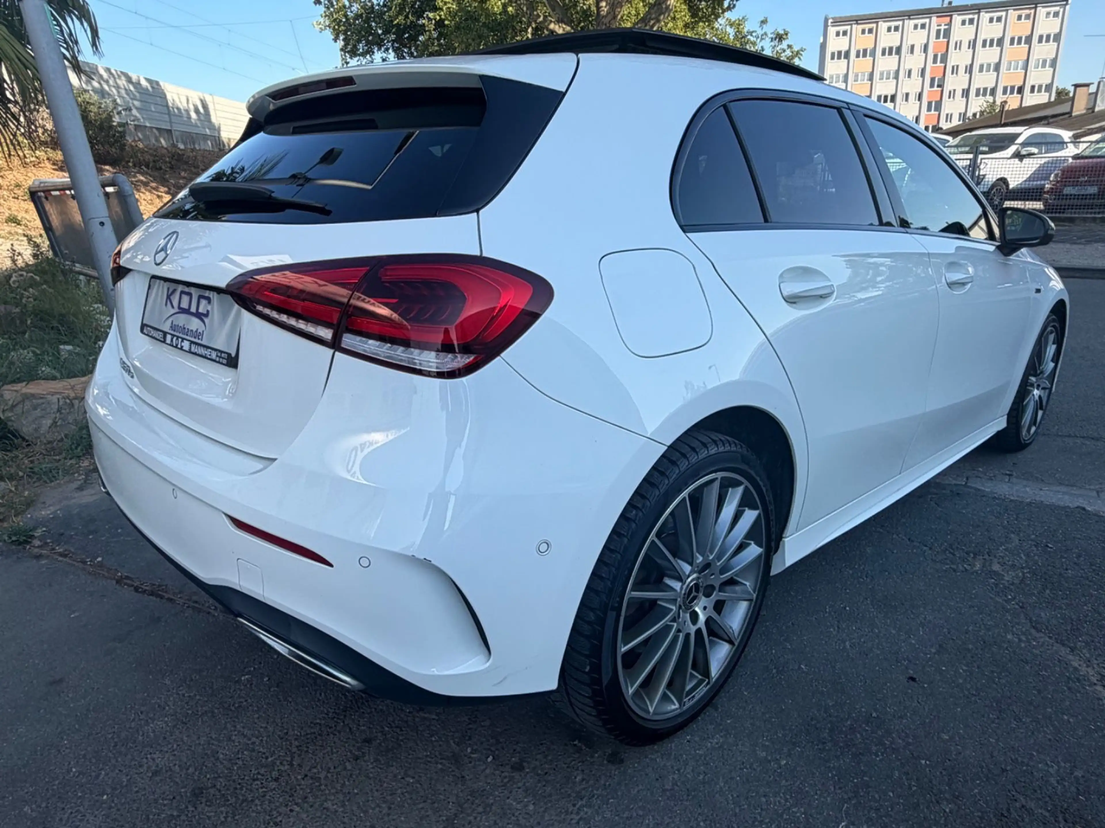 Mercedes-Benz A 250 e / Panorama — photo 7