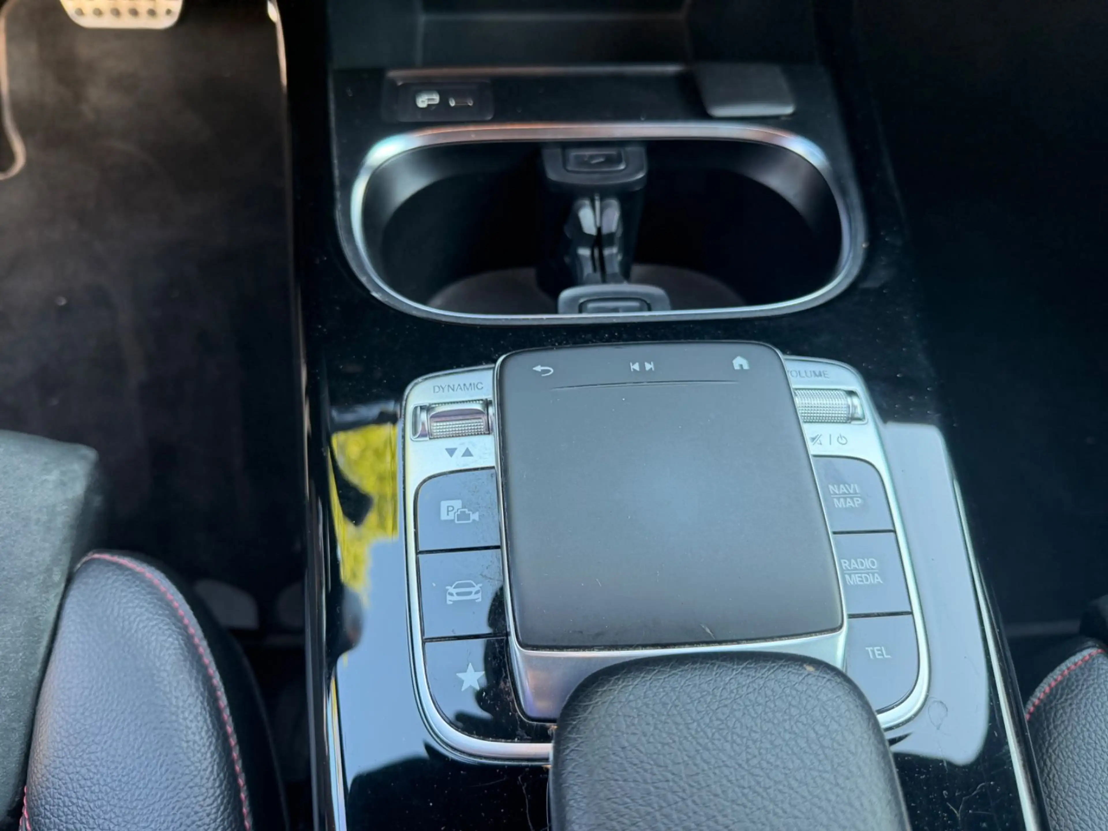 Mercedes-Benz A 250 e / Panorama — photo 10