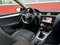 Skoda Octavia Combi 1.6 TDI Greentech Ambition Business 1500KG T Zwart - thumbnail 3