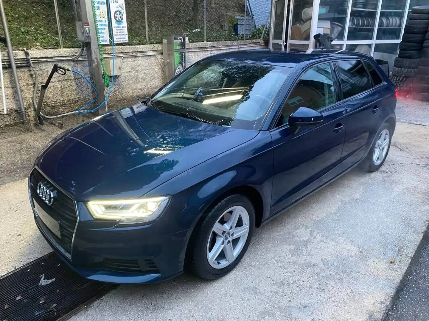 Audi A3 30 1.5 g-tron Business 131cv s-tronic - 1