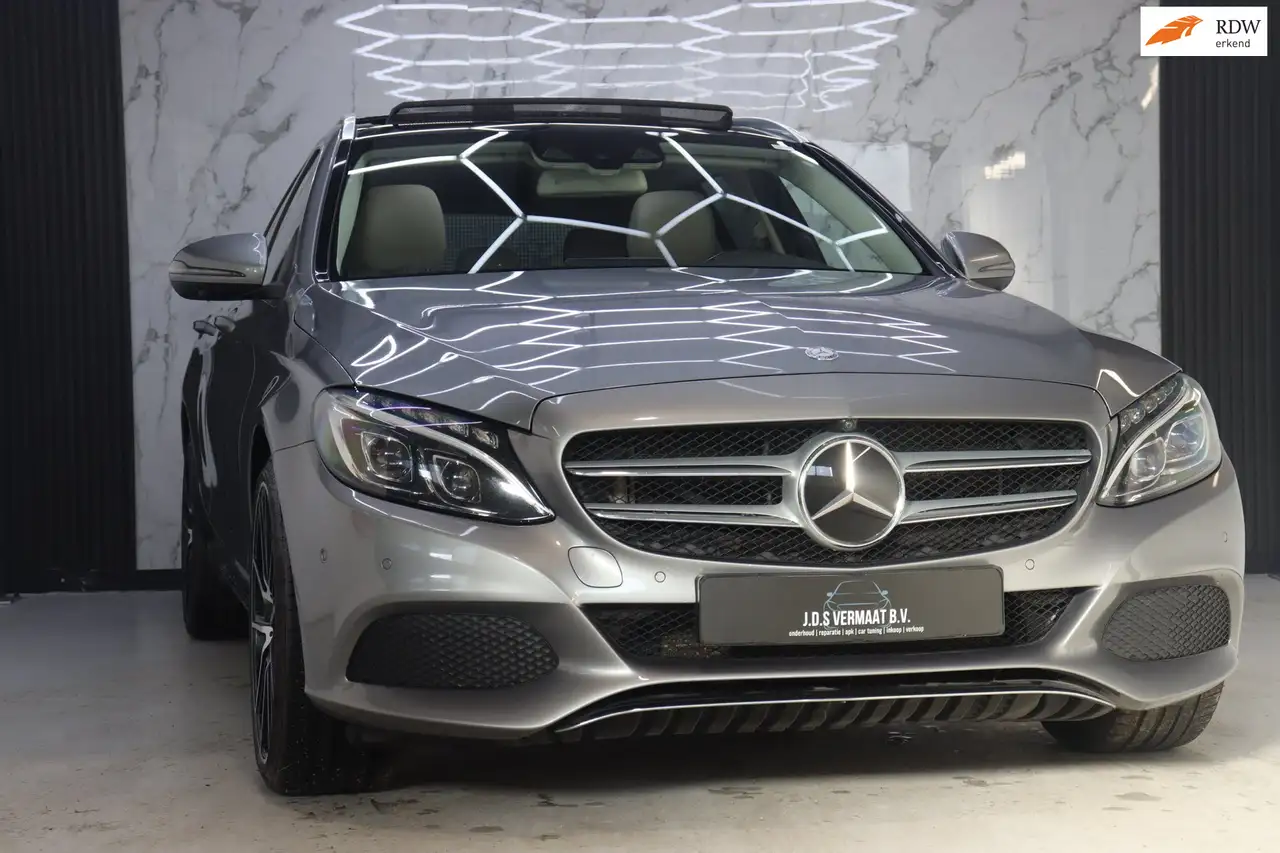 Mercedes-Benz C 400