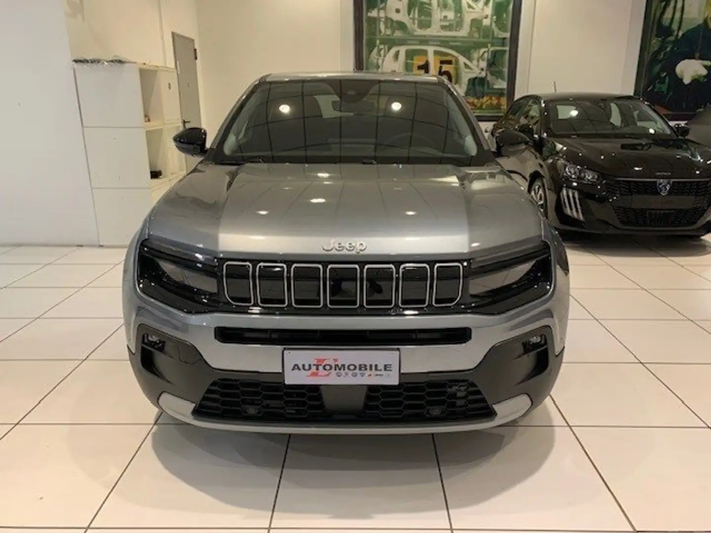 Jeep Avenger 1.2  MHEV SUMMIT DCT6 "KM0" Grijs - 2