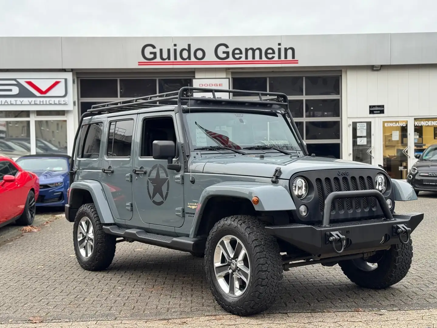 Jeep Wrangler Unlimited 2.8l CRD Sahara Dachträger+Fahrwerk Gris - 1
