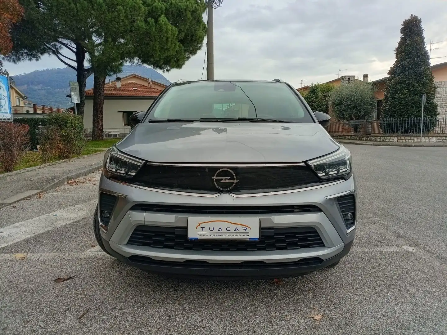 Opel Crossland X Ultimate 1.5 Gris - 2