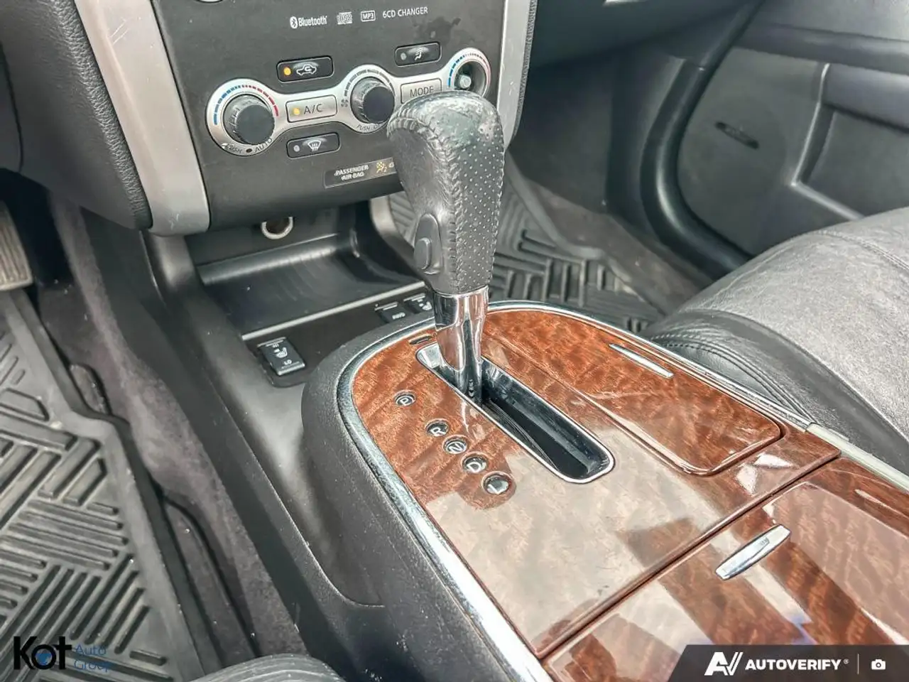Nissan Murano снимка Nissan Murano