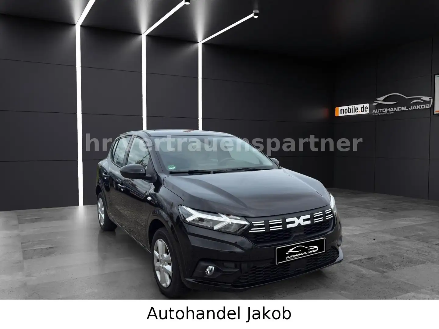 Dacia Sandero III ./SonderModell/Viel Ausstattung Noir - 1