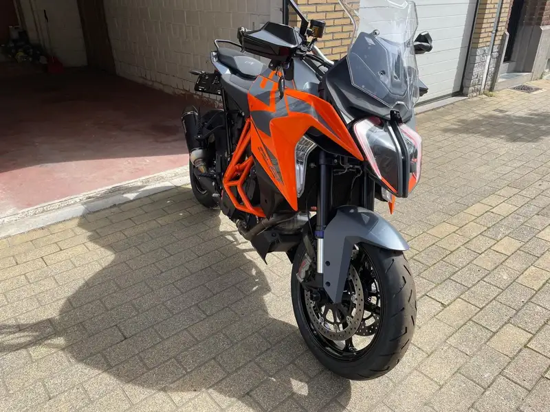 KTM 1290 SUPER DUKE GT