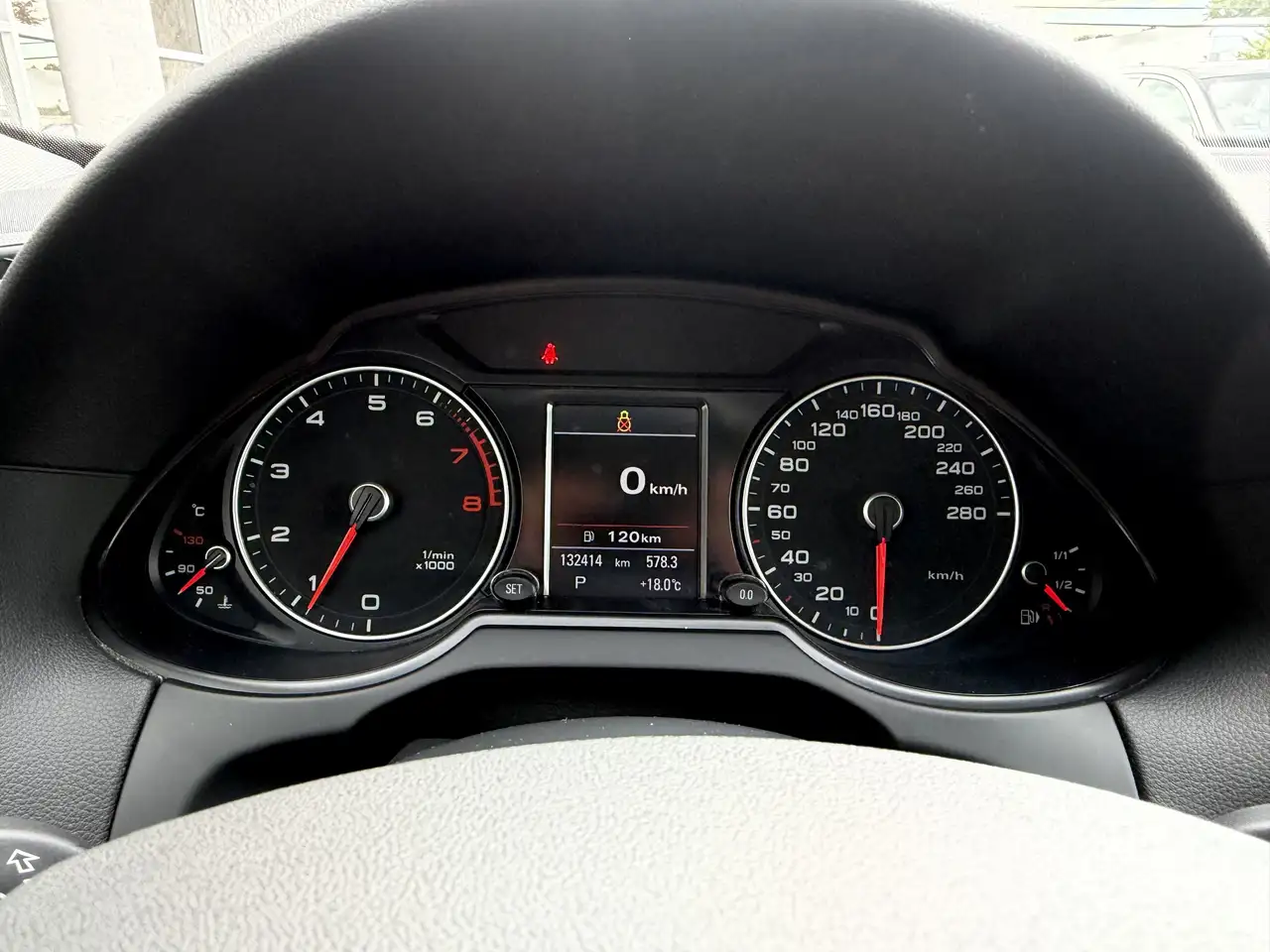 Audi Q5 снимка Audi Q5