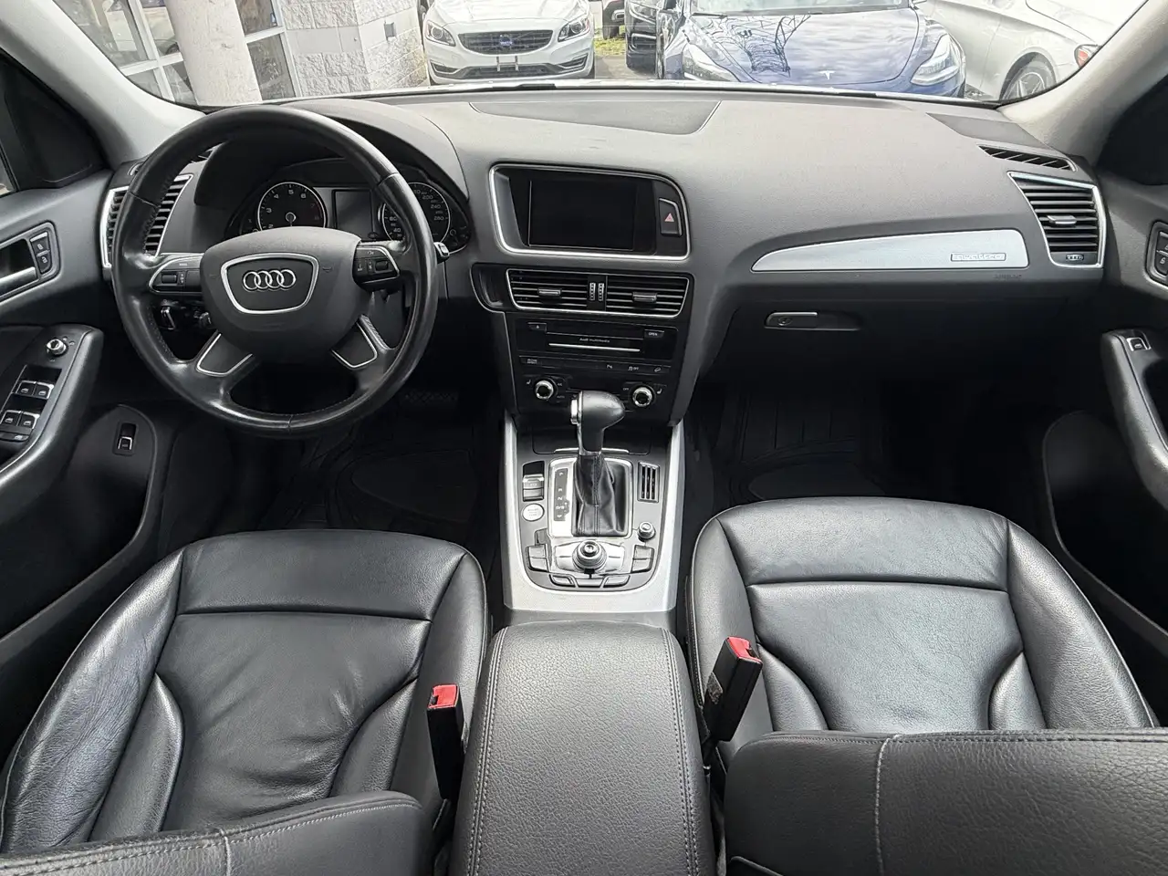Audi Q5 снимка Audi Q5