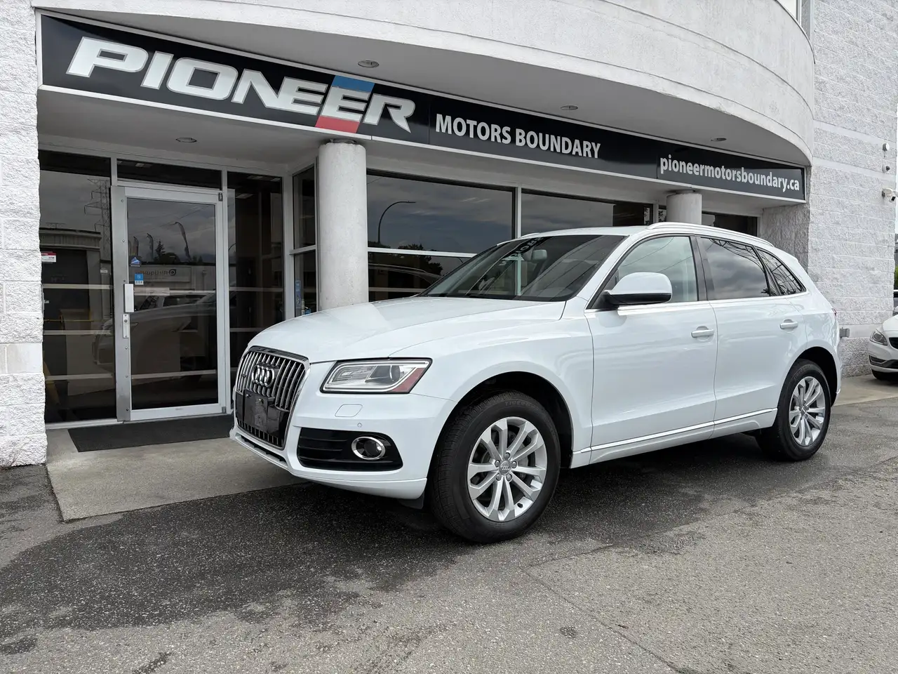 Audi Q5 снимка Audi Q5