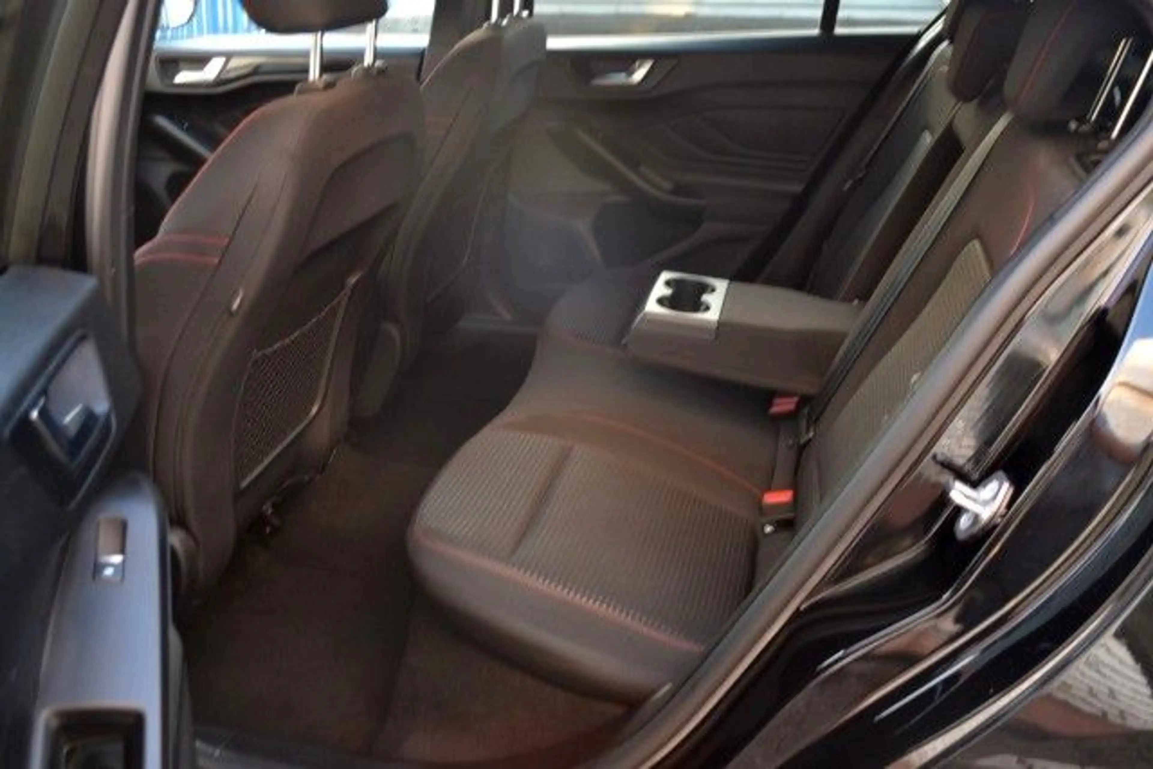 Ford Focus Lim. ST-Line Sync4 Kamera Facelift — photo 13