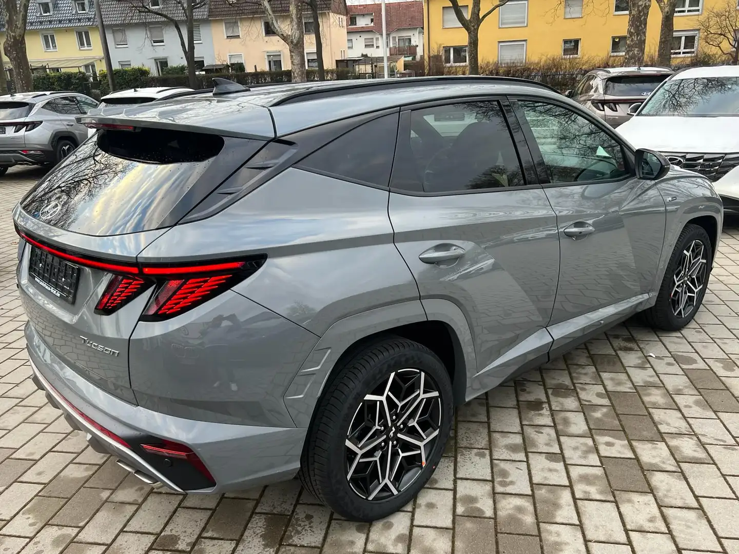 Hyundai TUCSON 1,6 crdi N-Line /LED/NAVI/R-KAMERA/Panorama/ACC Grigio - 2