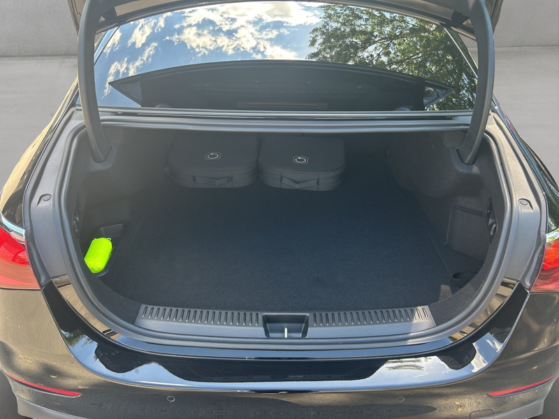 Mercedes-Benz E 400 e 4M AMG Distro PANO Airma HAL Bur4D HYPER — photo 7