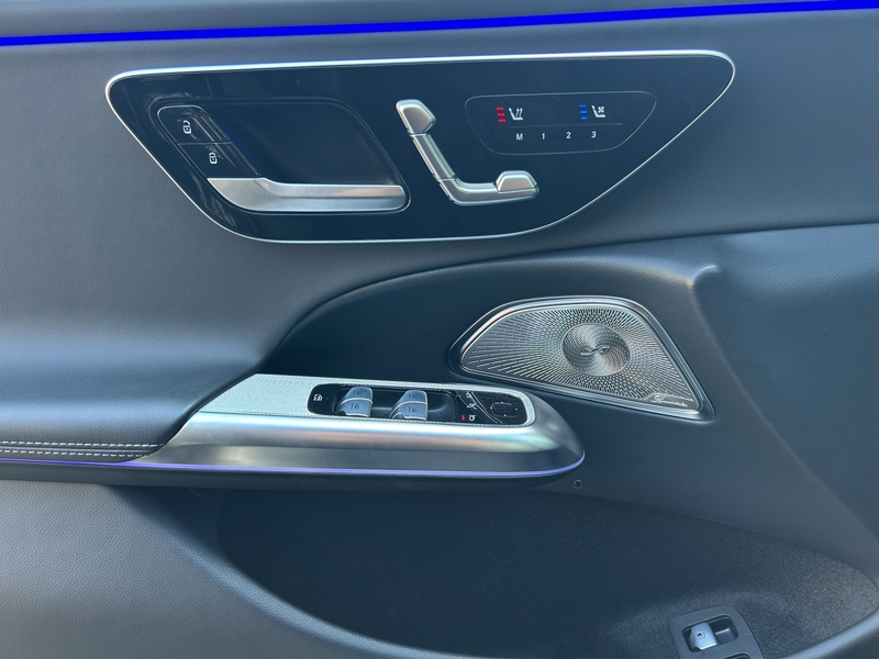 Mercedes-Benz E 400 e 4M AMG Distro PANO Airma HAL Bur4D HYPER — photo 13