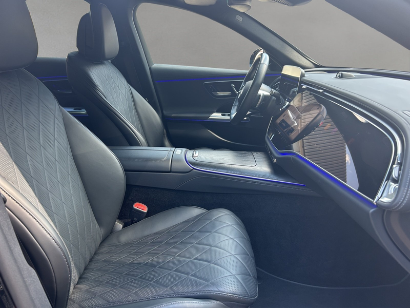 Mercedes-Benz E 400 e 4M AMG Distro PANO Airma HAL Bur4D HYPER — photo 8