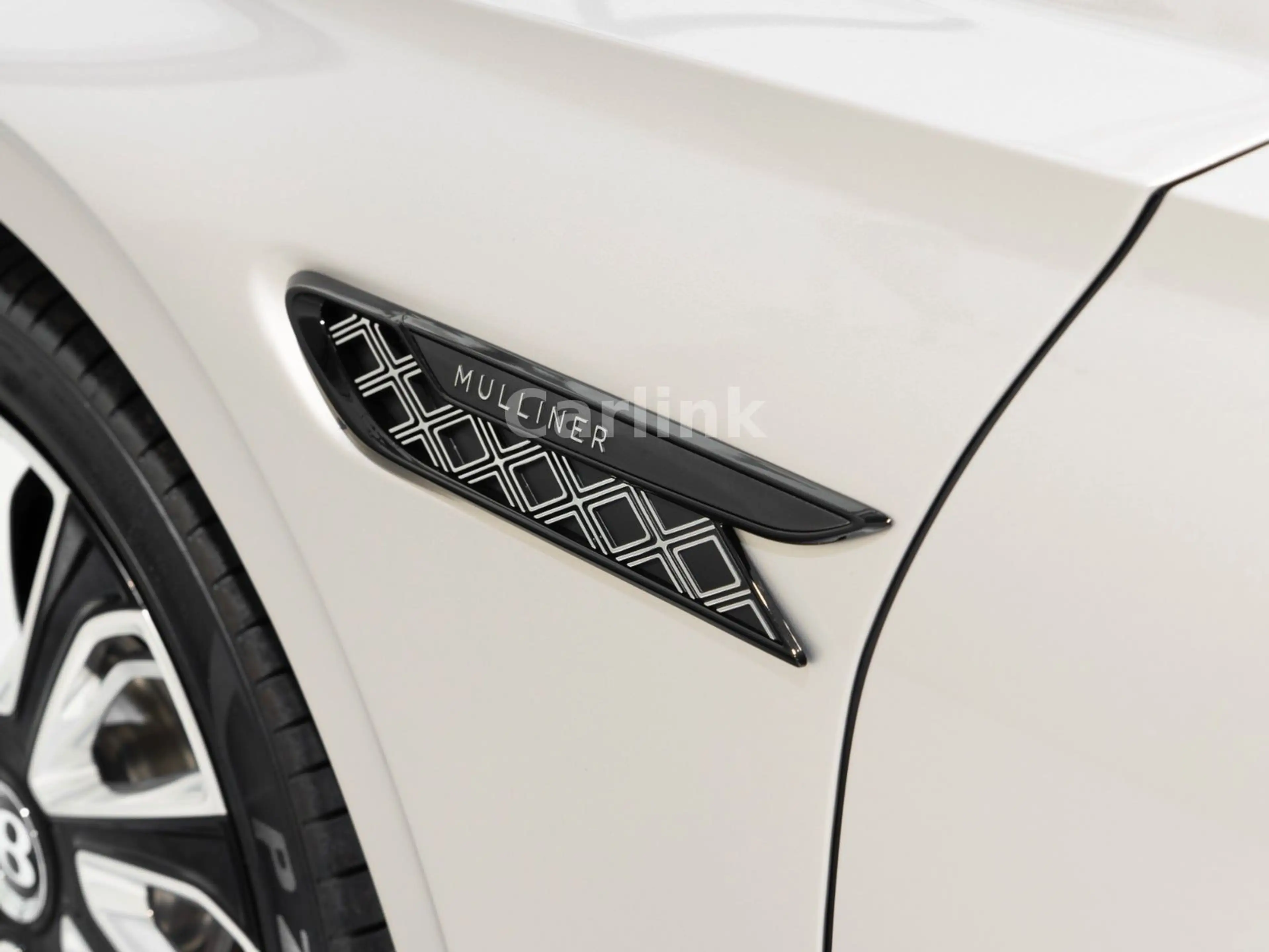 Bentley Flying Spur Mulliner Hybrid V6 -4 SEAT EXECUTIVE — photo 14