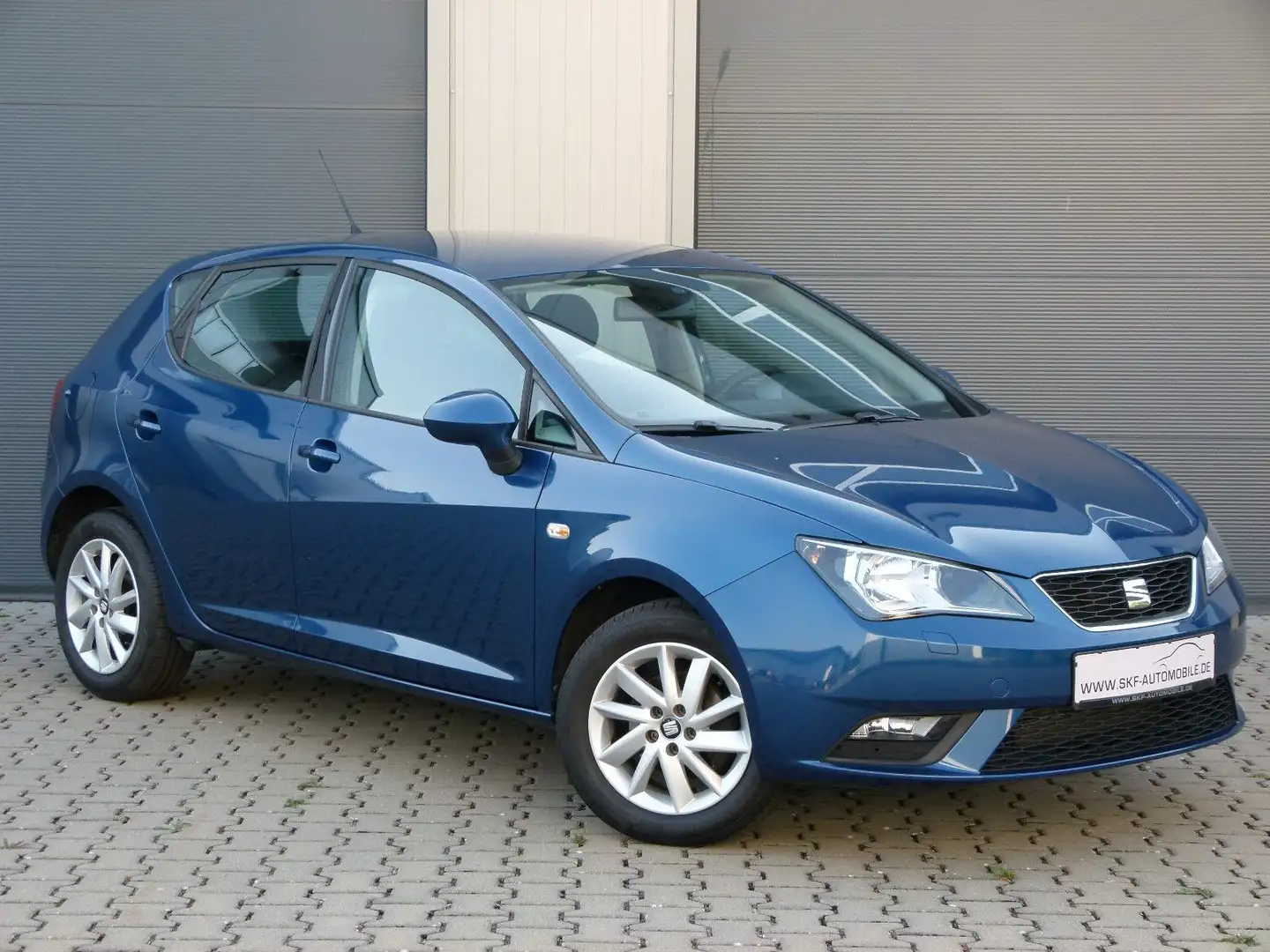 SEAT Ibiza Lim. Sun Sitzheizung Tempomat 4-Zylinder Blau - 2