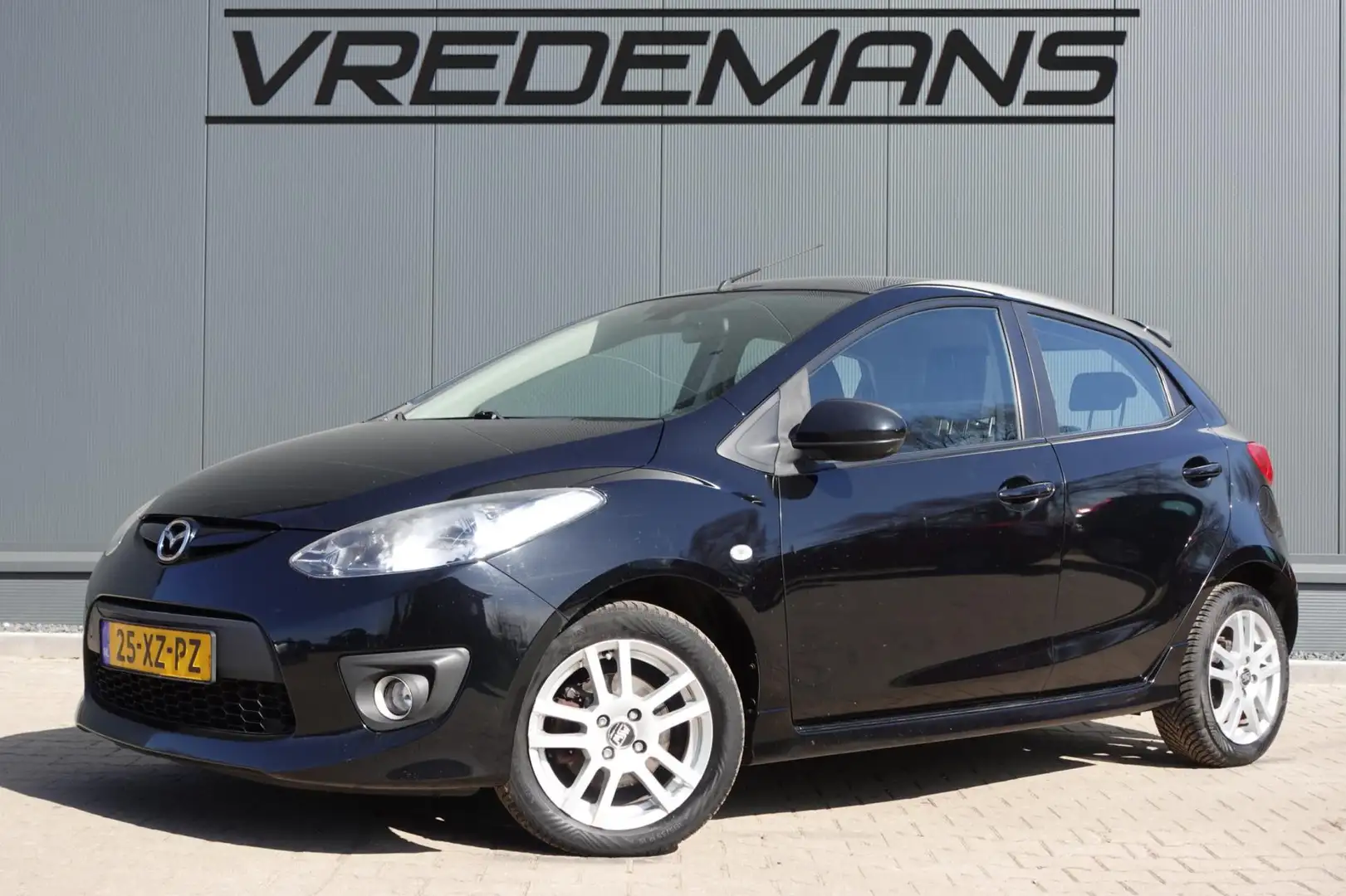 Mazda 2 1.5 S-VT GT-M Zwart - 1