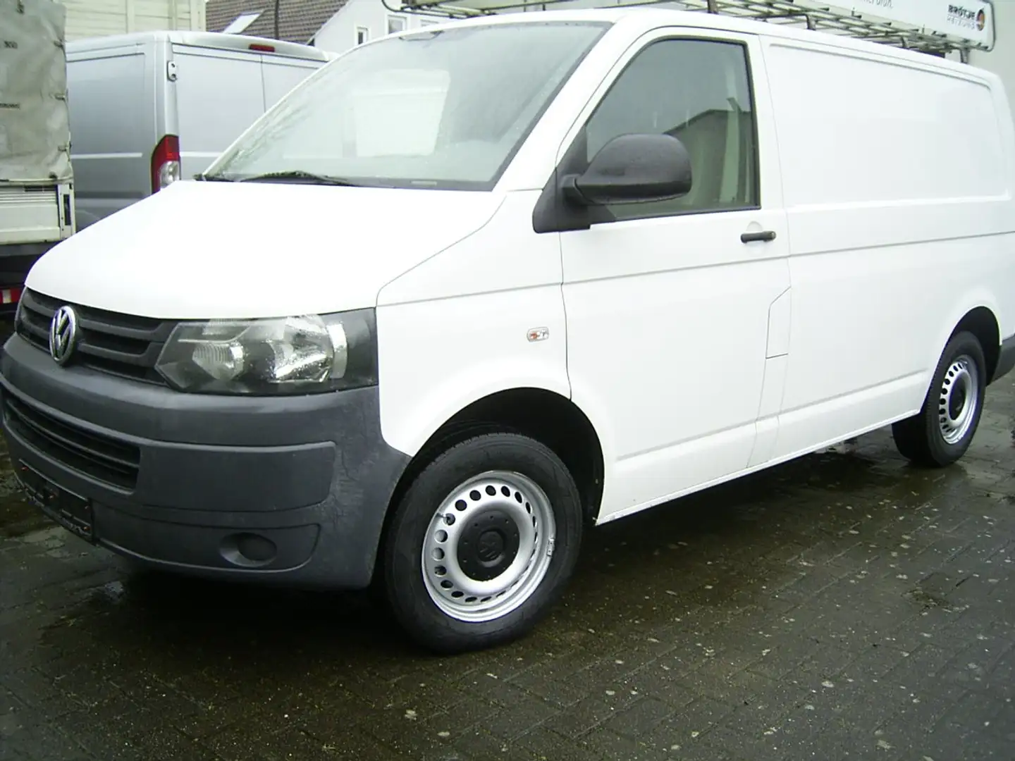 Volkswagen T5 Transporter 2.Hand Euro 5 AHK2500kg Netto 5880 Amarillo - 1