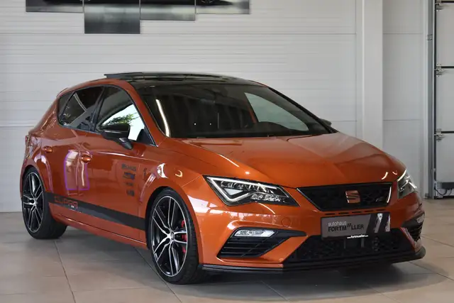 SEAT Leon Cupra 2,0 TSI DSG  //300