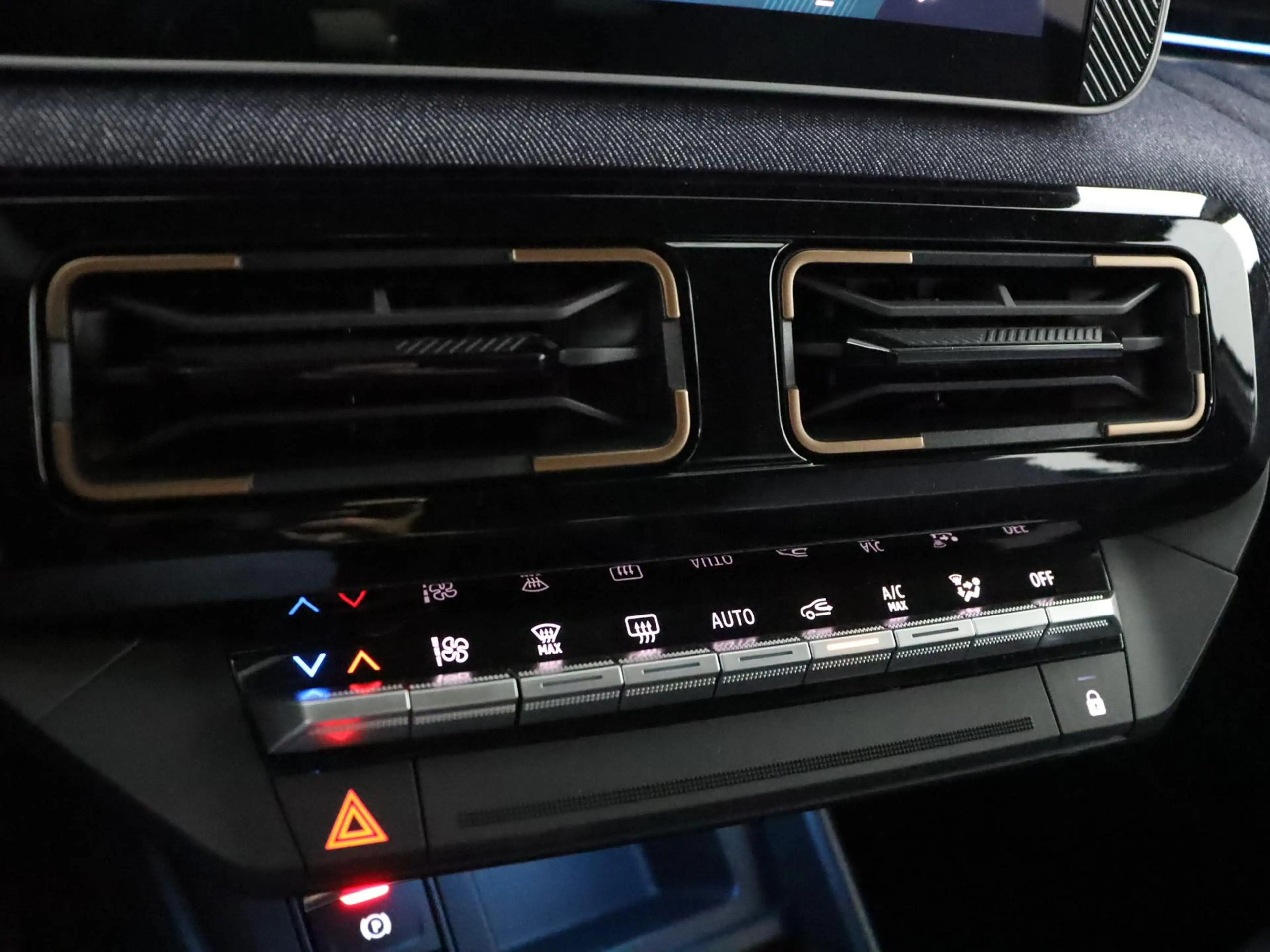 Renault R 4 techno 150 pk comfort range | pack winter premium — photo 6