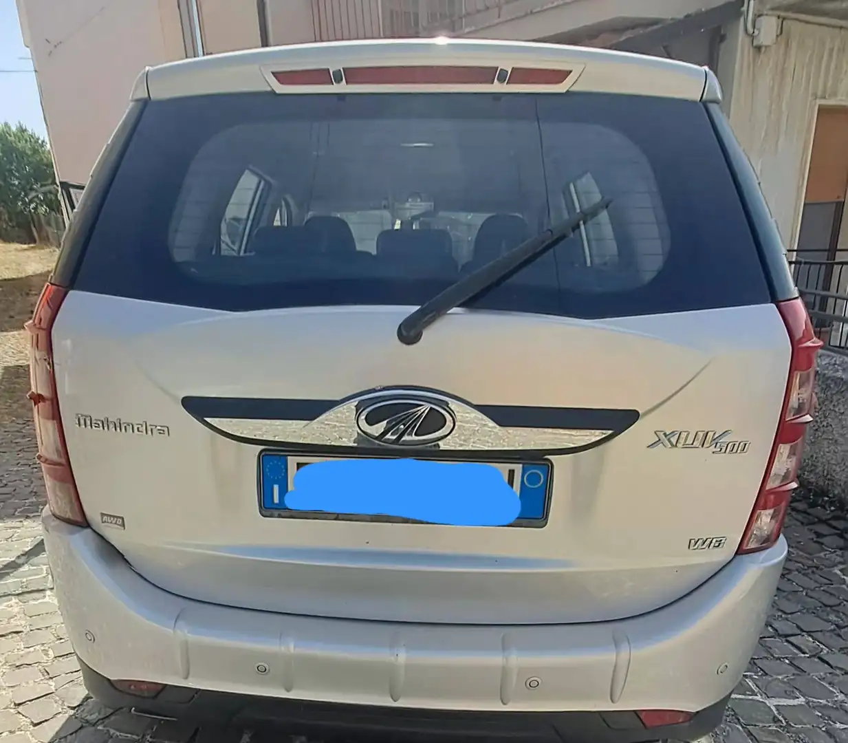 Mahindra XUV500 XUV500 2.2 16v W8 AWD 7 posti Silber - 2