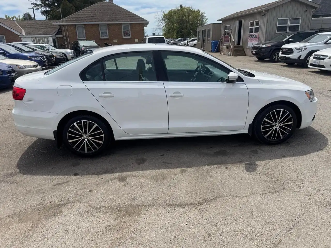 Volkswagen Jetta снимка Volkswagen Jetta