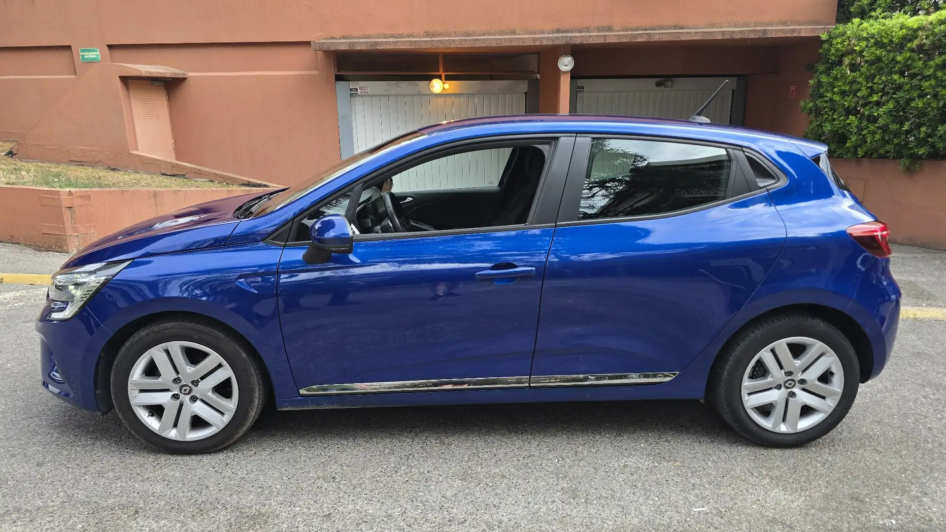 Renault Clio TCe 90 BUSINESS EDITION - 2