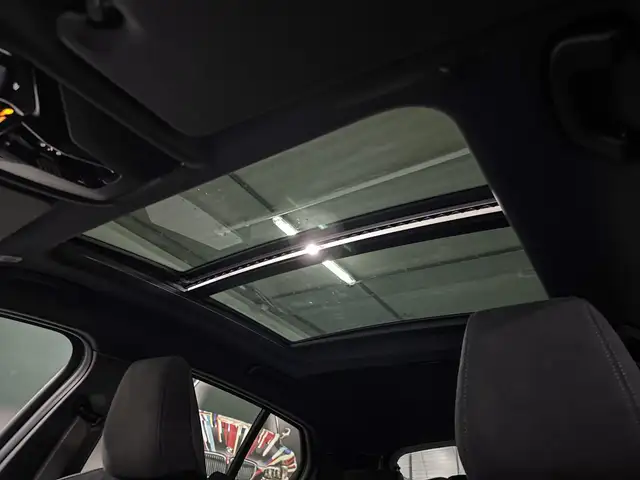 BMW 1 Series view 10
