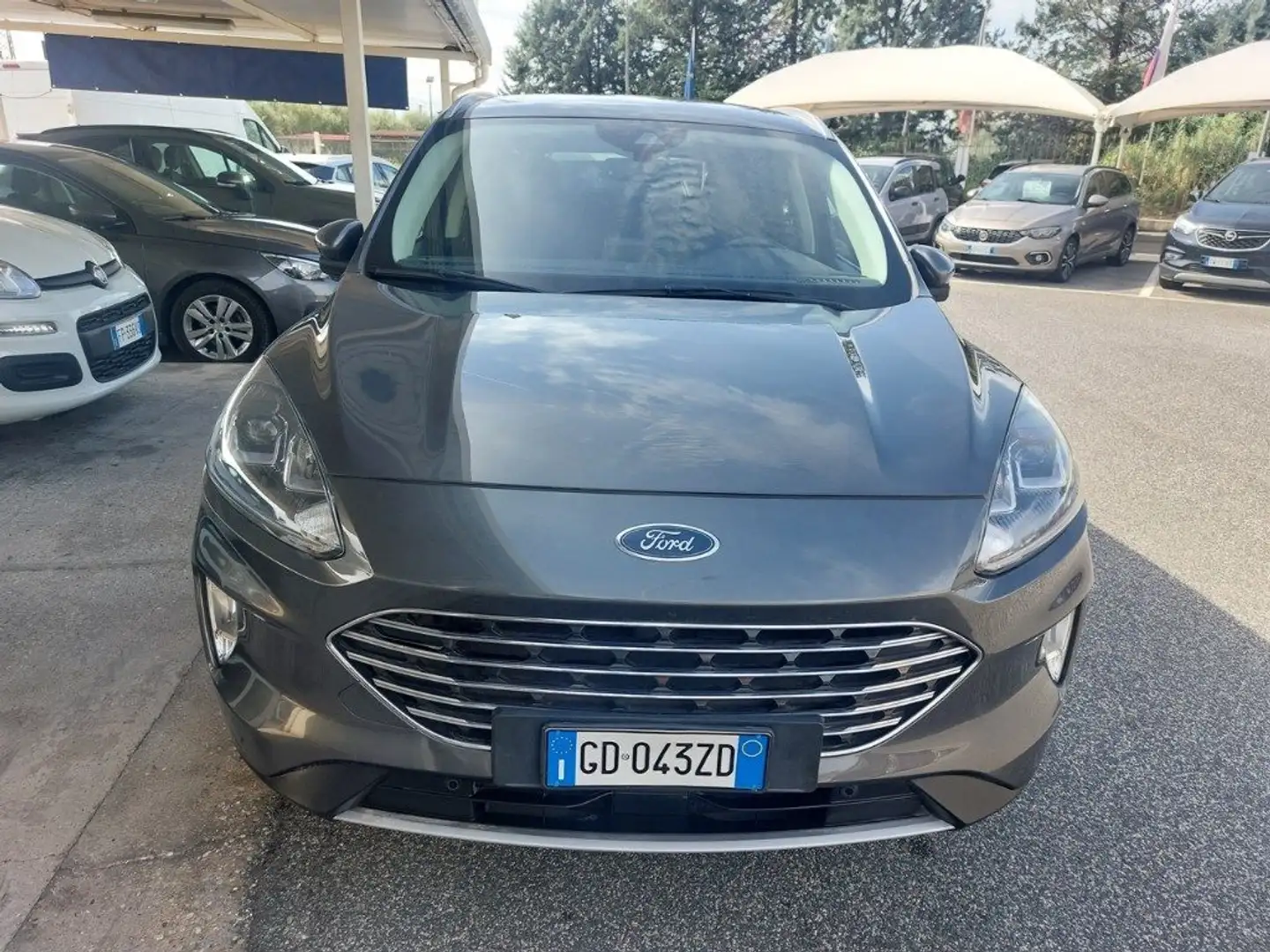 Ford Kuga 1.5 EcoBlue 120 CV 2WD Titanium Business Grigio - 2
