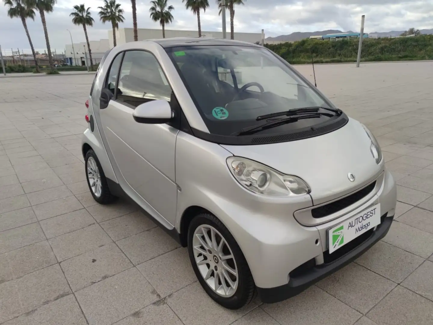 smart forTwo Coupé 52 mhd Pulse Aut. Gris - 2