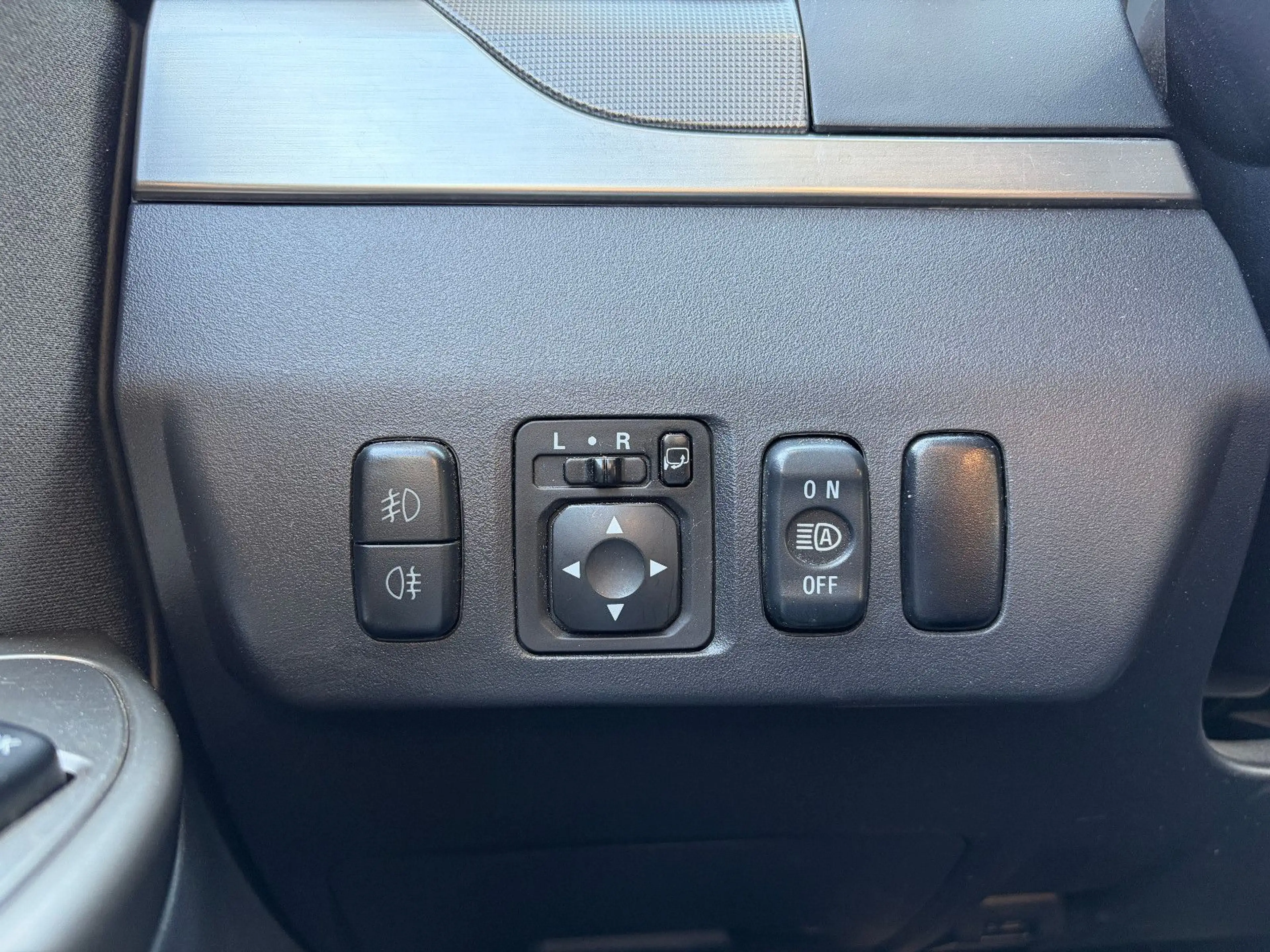Mitsubishi Pajero 3.2 DI-D Plus 3-Türer Automatik — photo 13