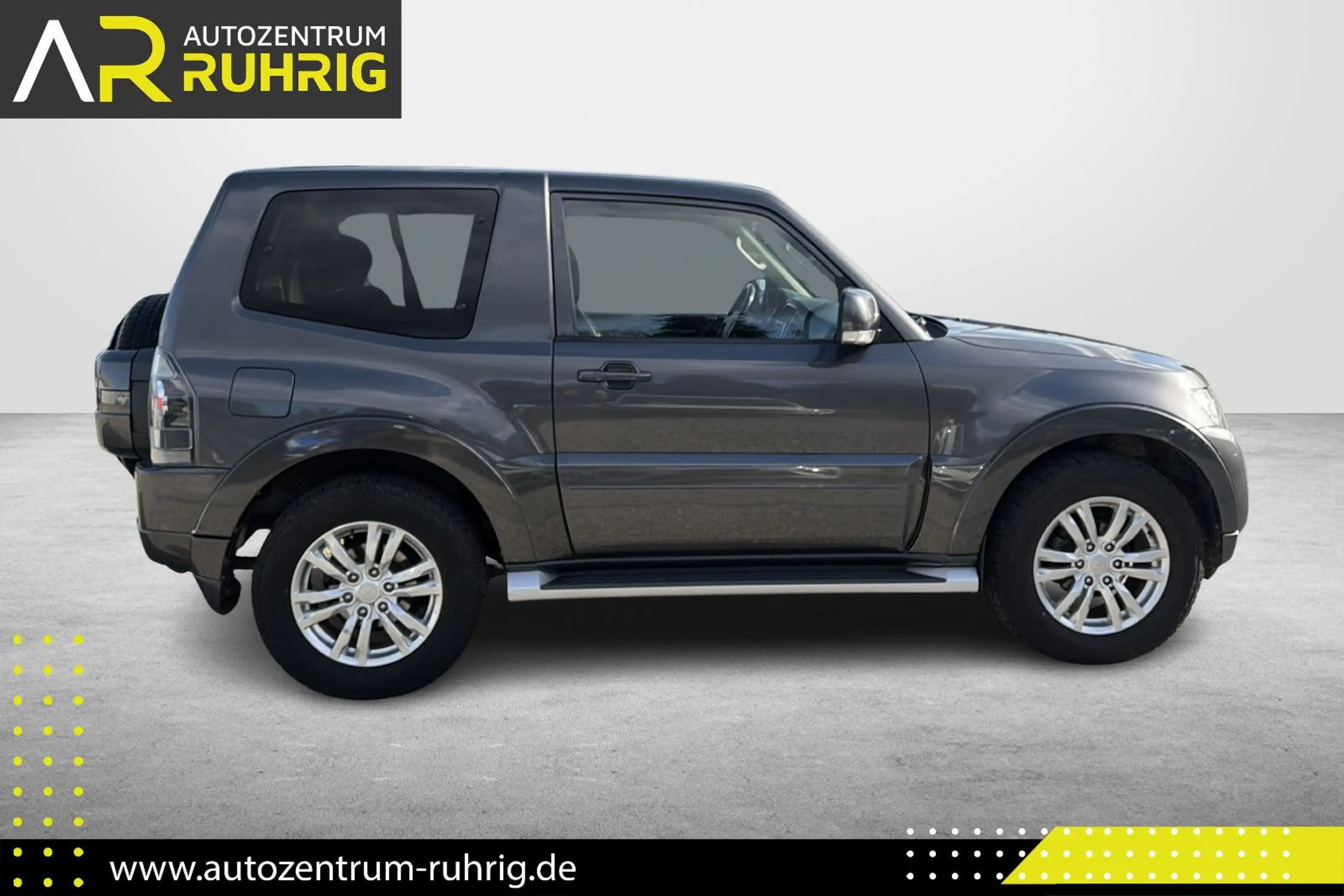 Mitsubishi Pajero 3.2 DI-D Plus 3-Türer Automatik — photo 5