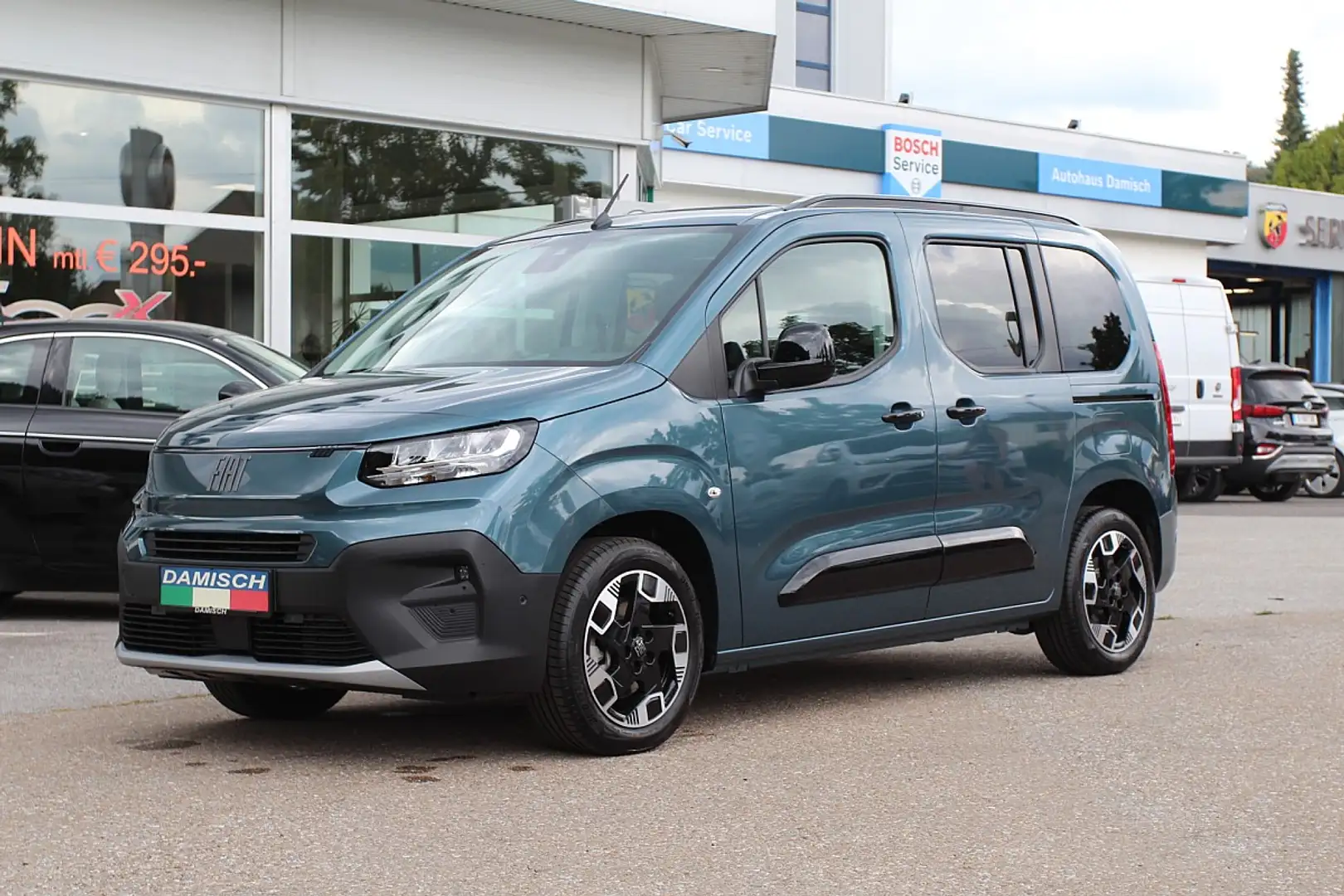 Fiat Doblo M BlueHDi 130 S&S Aut. Blau - 1