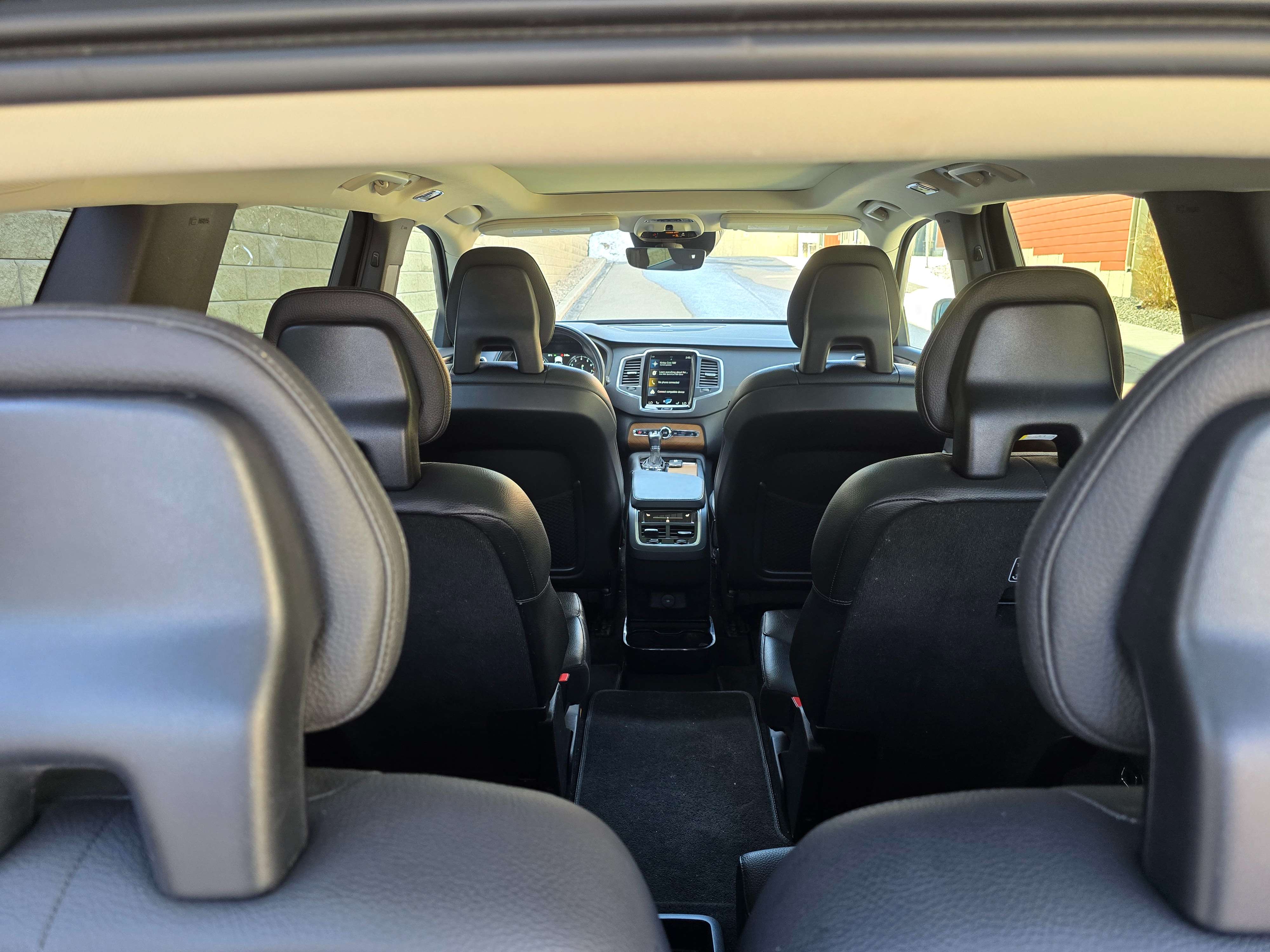2021 Volvo XC90 Momentum thumb 9