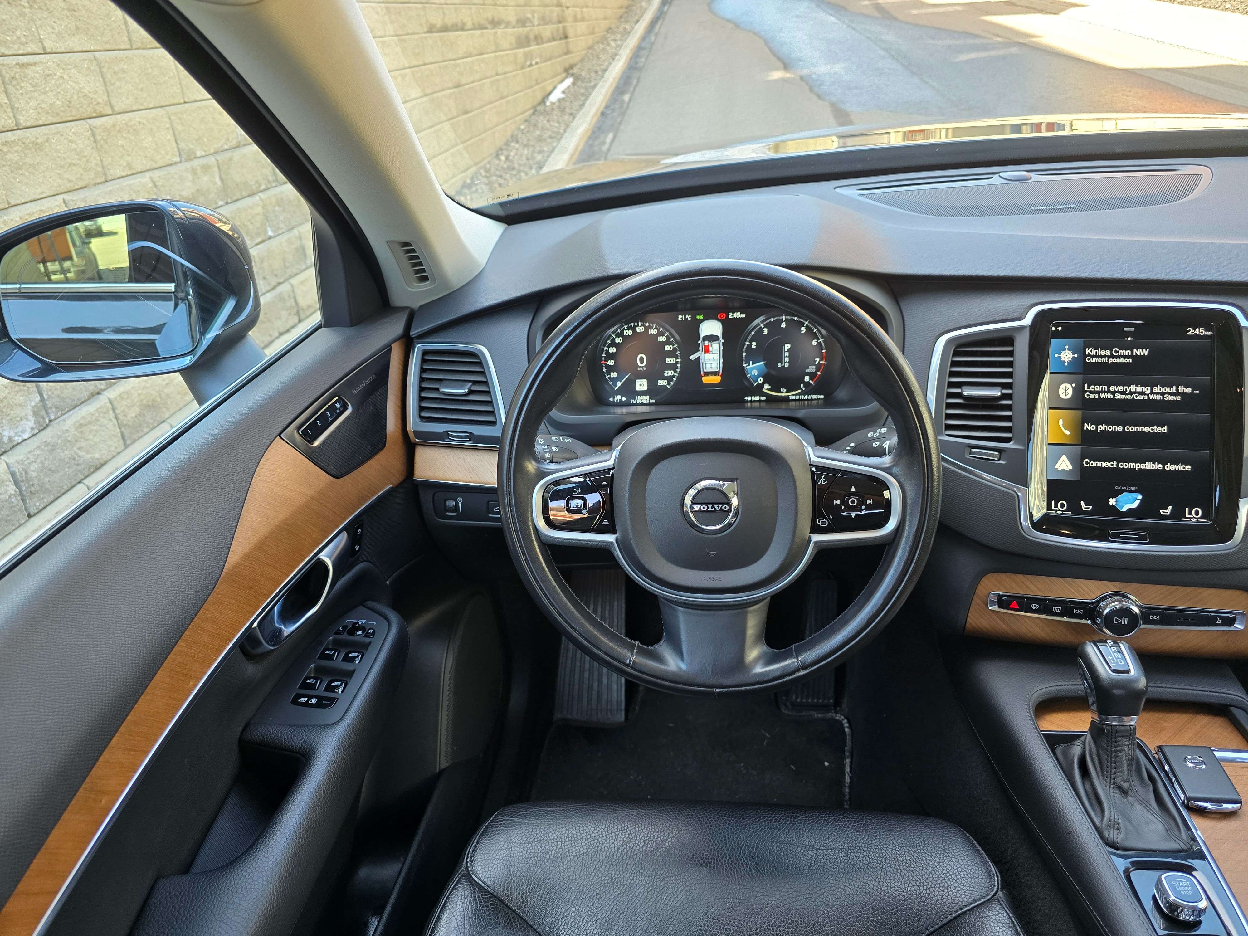 2021 Volvo XC90 Momentum thumb 13