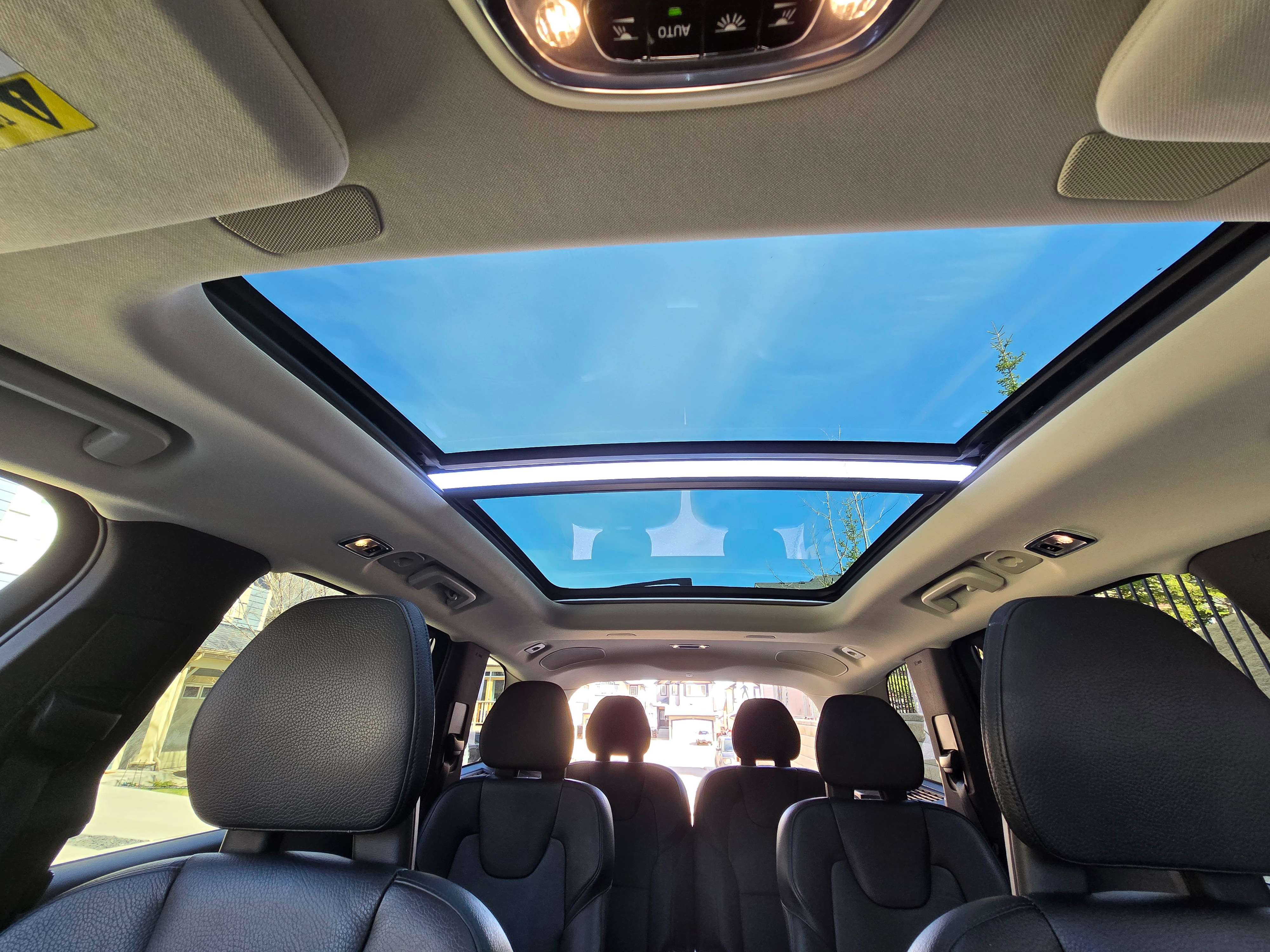 2021 Volvo XC90 Momentum thumb 17