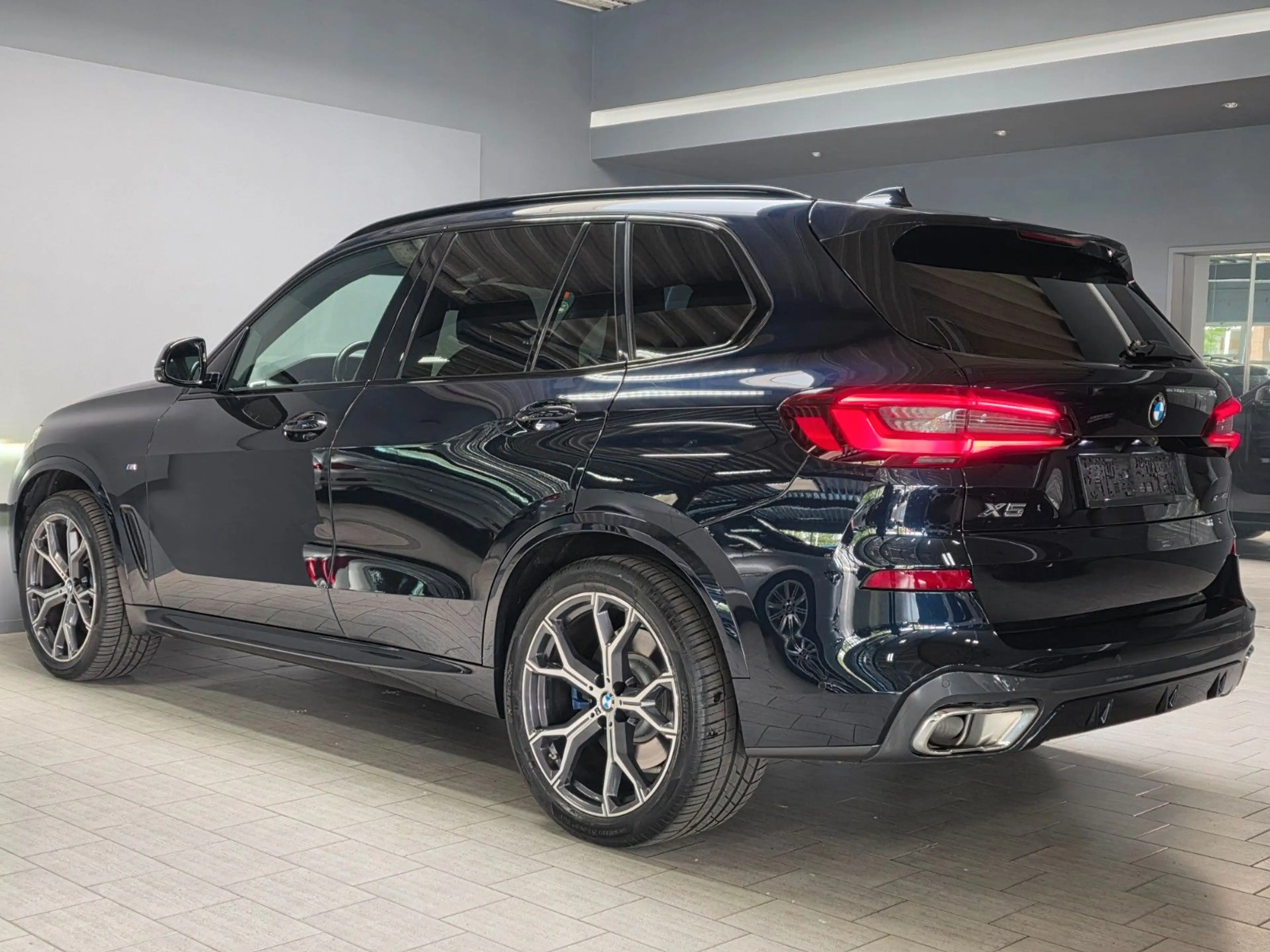 BMW X5 xDrive 40d M Laser |HUD| Pano|Mass.-Bel.-Memo. — photo 4