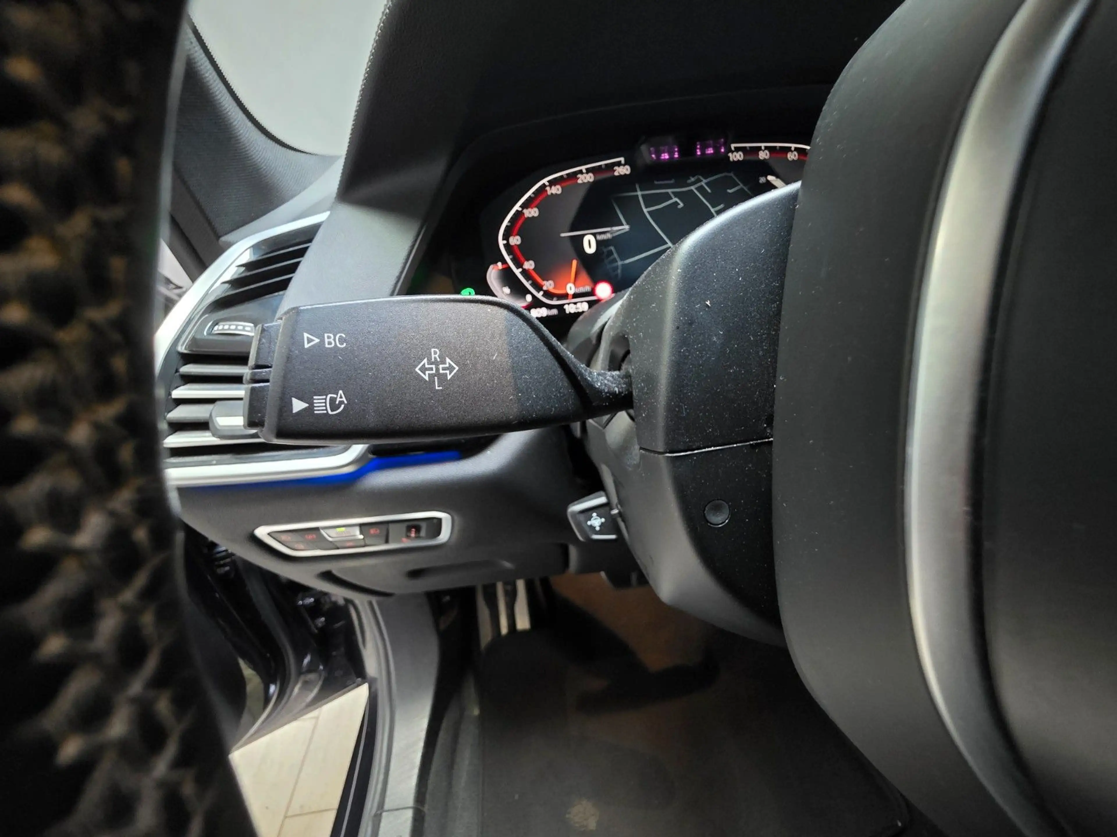 BMW X5 xDrive 40d M Laser |HUD| Pano|Mass.-Bel.-Memo. — photo 15